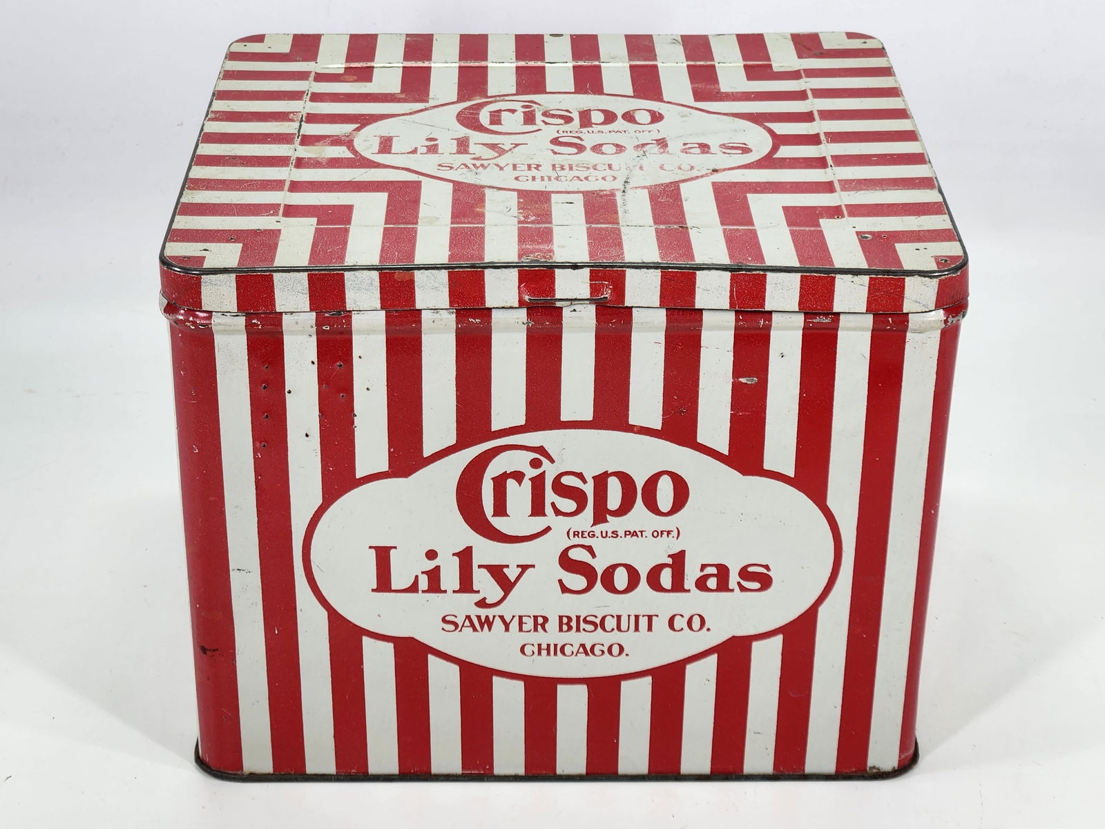 COUNTRY STORE CRISPO LILY SODAS BISCUIT TIN (1 of 6)