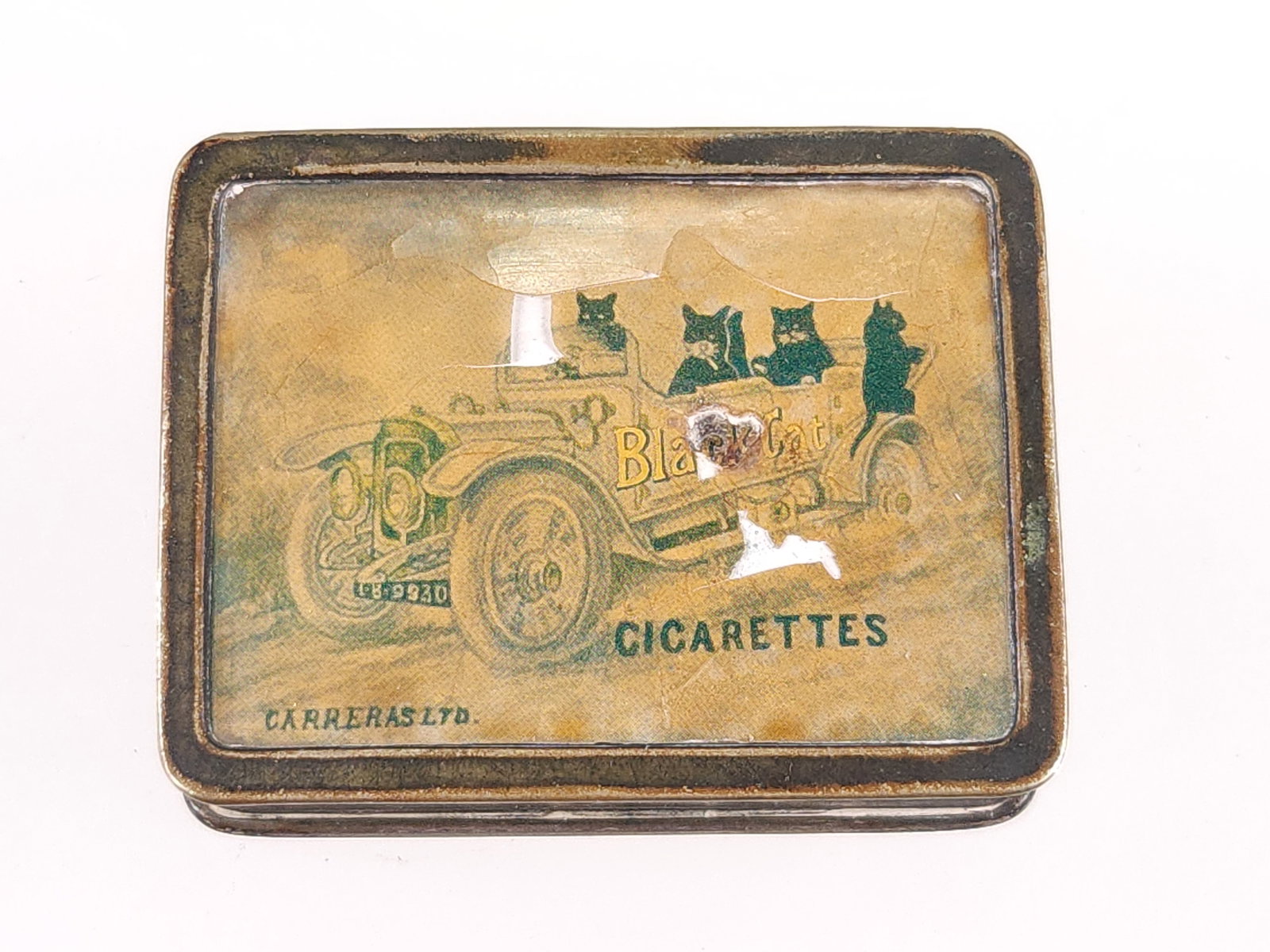 ANTIQUE BLACK CAT CIGARETTES ADV. CELLULOID MATCH SAFE (1 of 4)