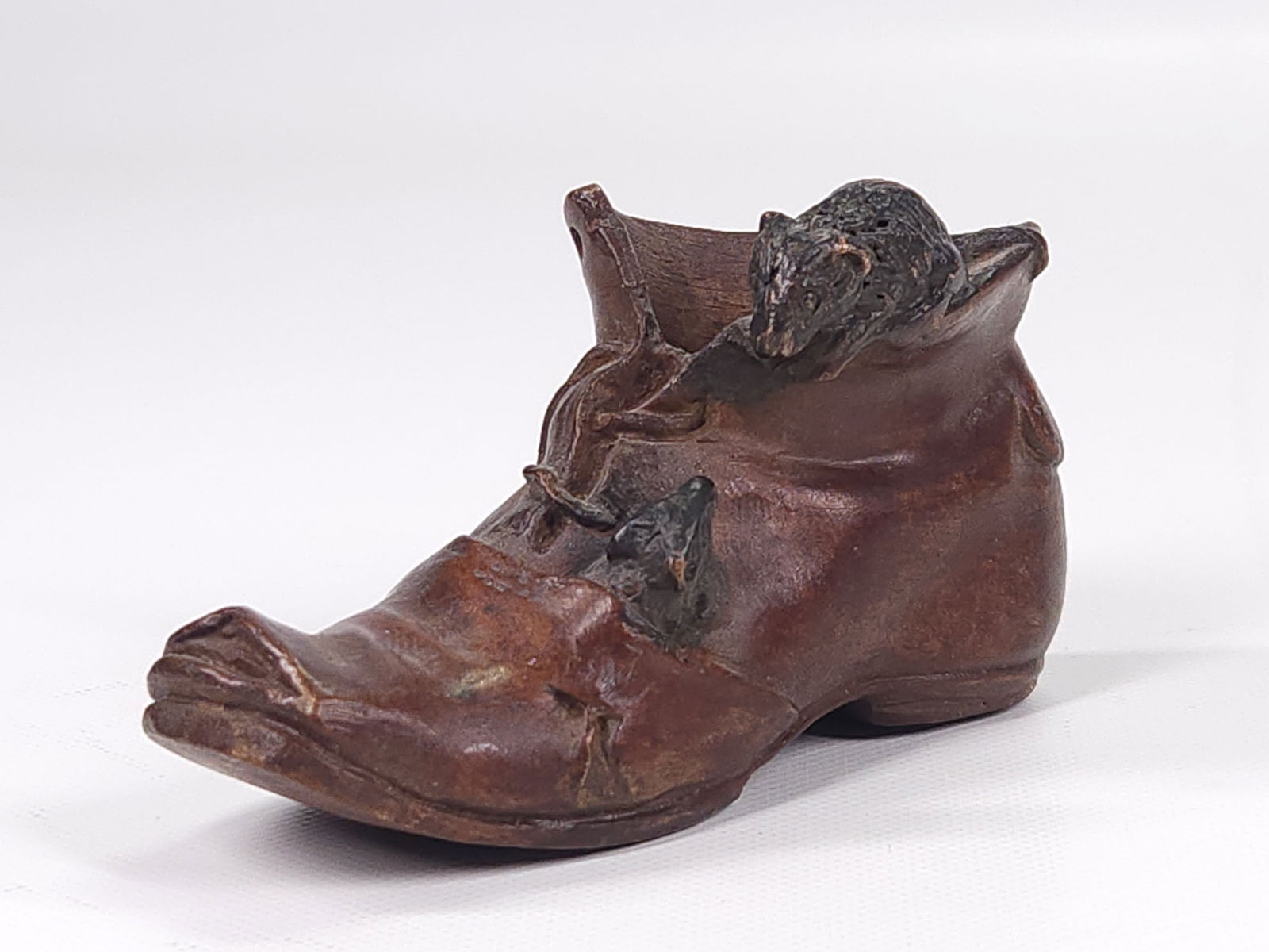 ANTIQUE BRONZE SHOE BOOT W/ MICE (1 of 5)