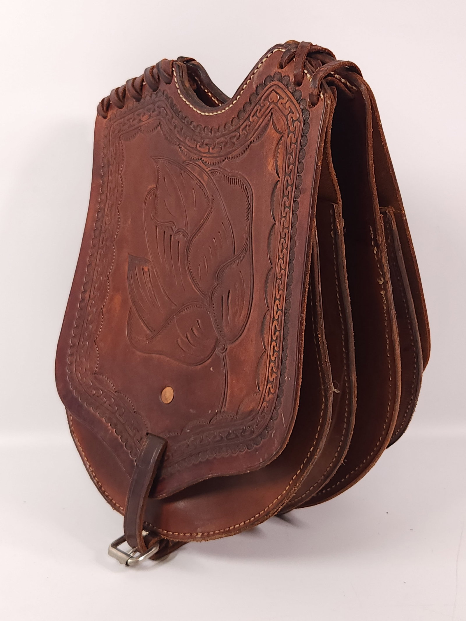 FLORAL TOOLED SADDLE BAG (1 of 4)