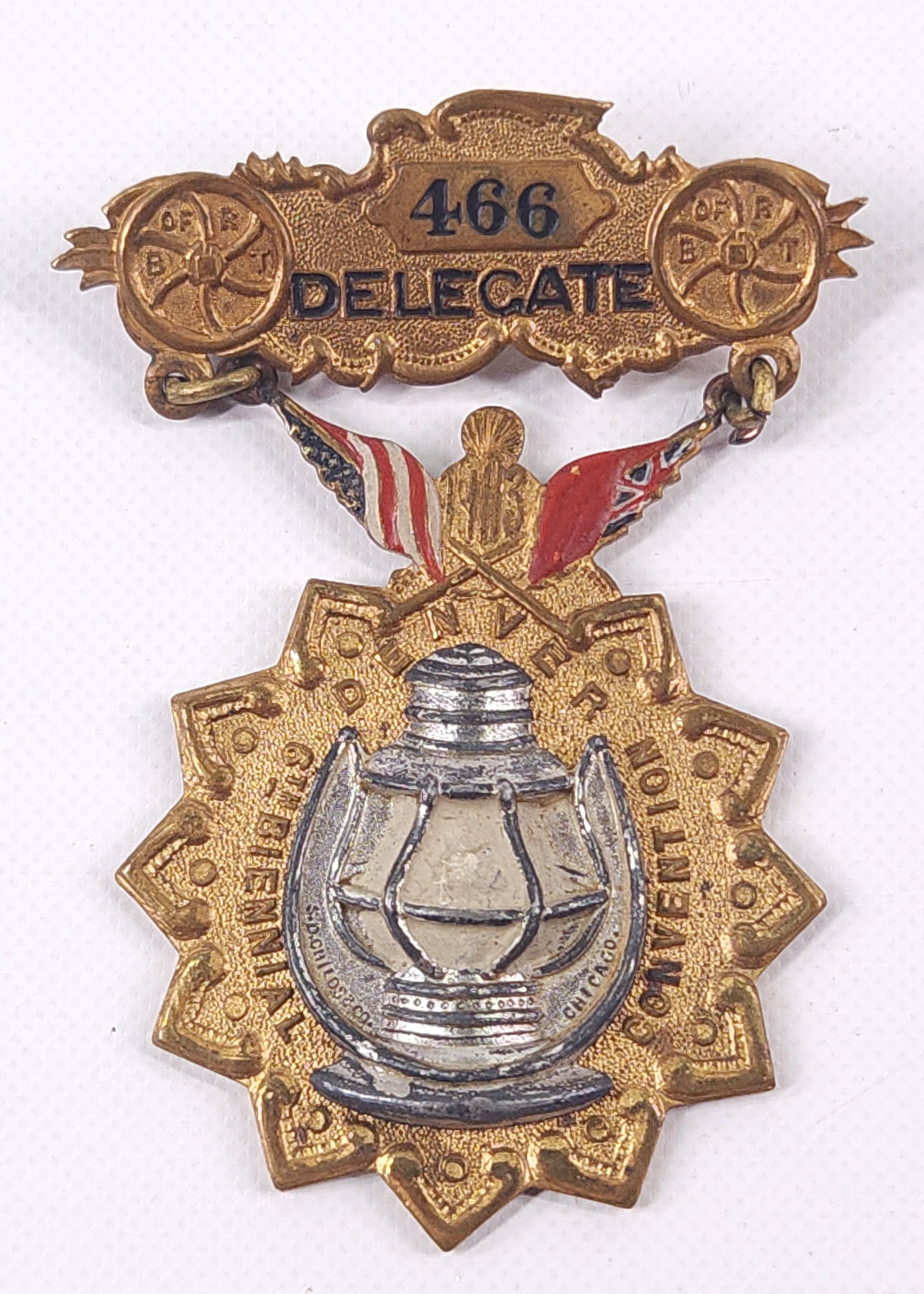 6TH BIENNIAL DENVER RAILROAD CONVENTION BADGE LANTERN: REMAINS IN GOOD CONDITION. SHOWING SOME TYPICAL WEAR.