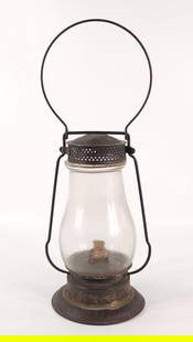 ANTIQUE RAILROAD LANTERN: REMAINS IN FAIR TO GOOD USED CONDITION, SHOWING SOME TYPICAL WEAR.
