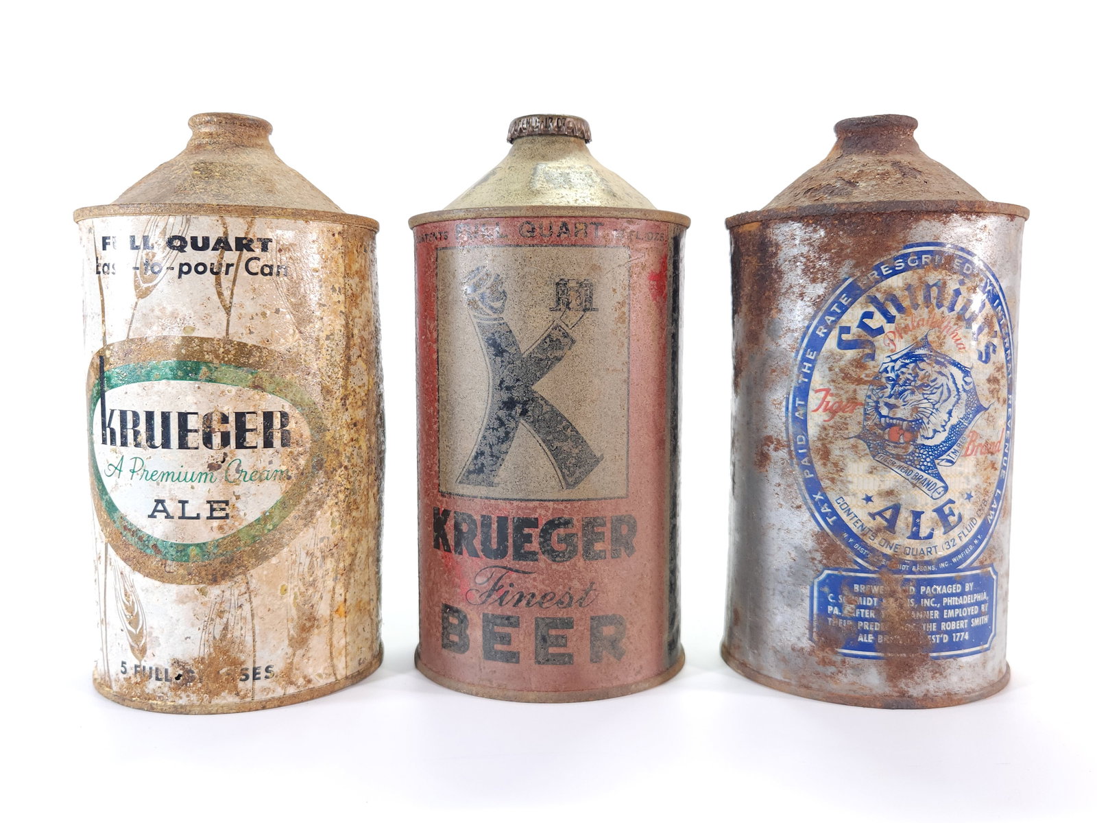 3) ANTIQUE 32OZ. CONE TOP BEER CANS (1 of 2)