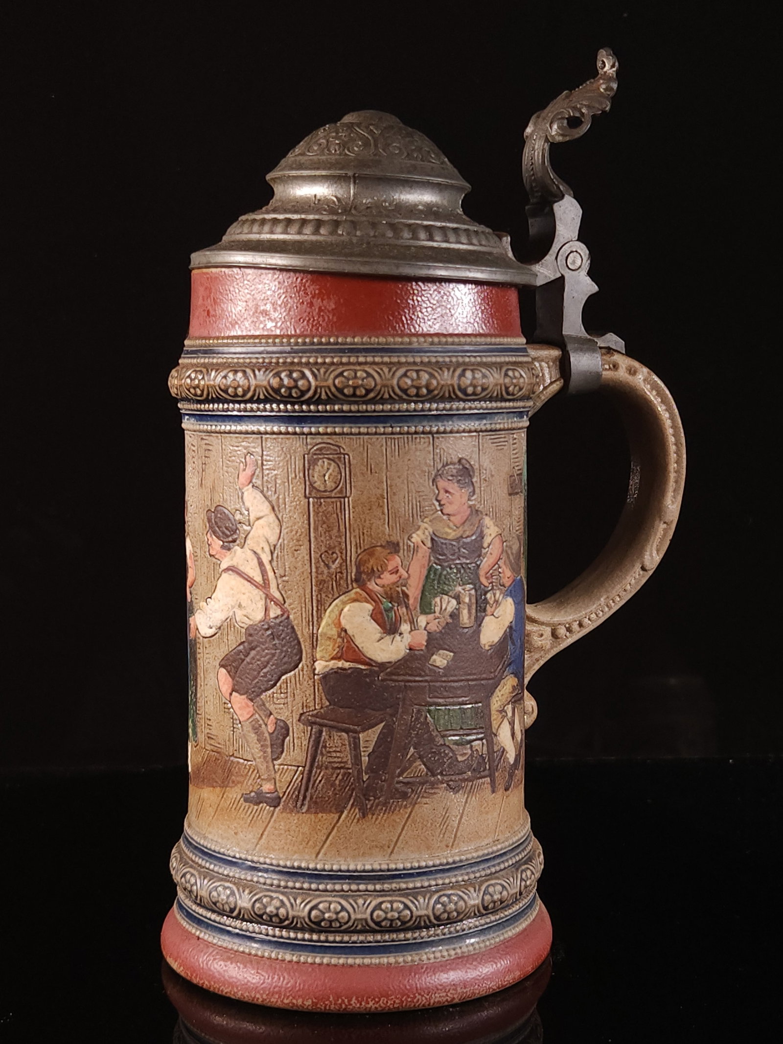 HR GERMAN STORYTELLER PUB SCENE STEIN (1 of 5)
