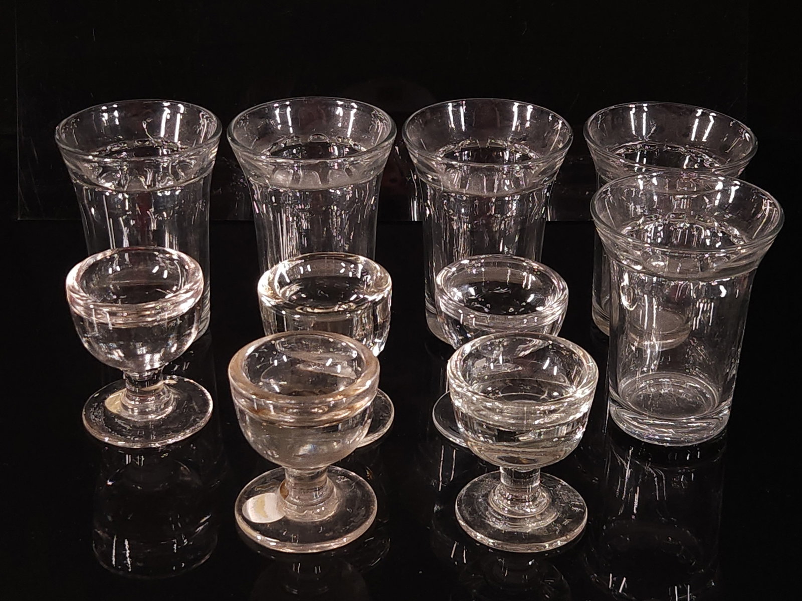 SET OF 5 SODA FOUNTAIN GLASSES: ALL REMAIN IN GOOD CONDITION. NO CHIPS OR CRACKS. 5 AT 4 INCHES. 5 AT 2 3/4 INCHES.