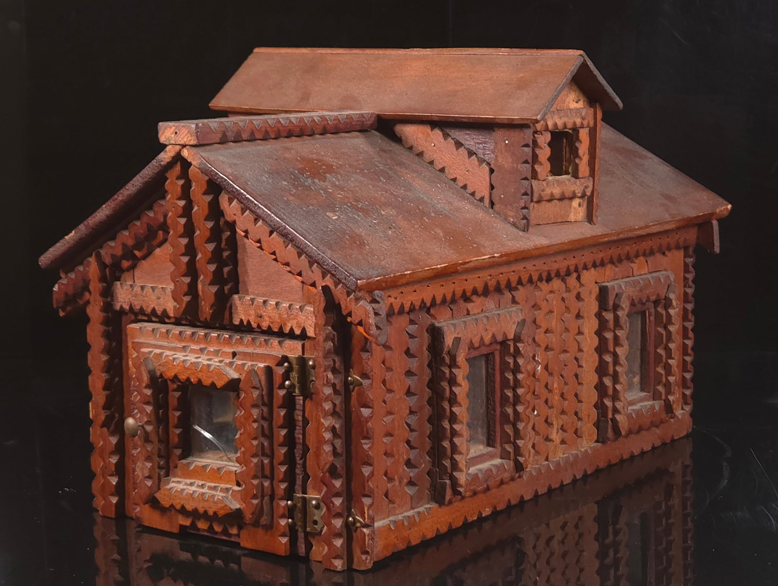 ANTIQUE FOLK ART TRAMP ART COTTAGE HOUSE (1 of 5)