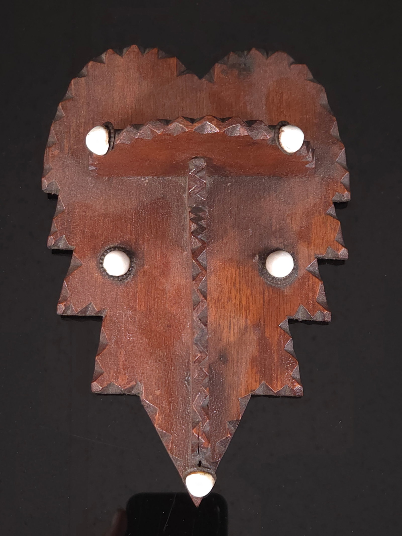 VICTORIAN FOLK ART CARVED SHELF W/ STUDS (1 of 4)