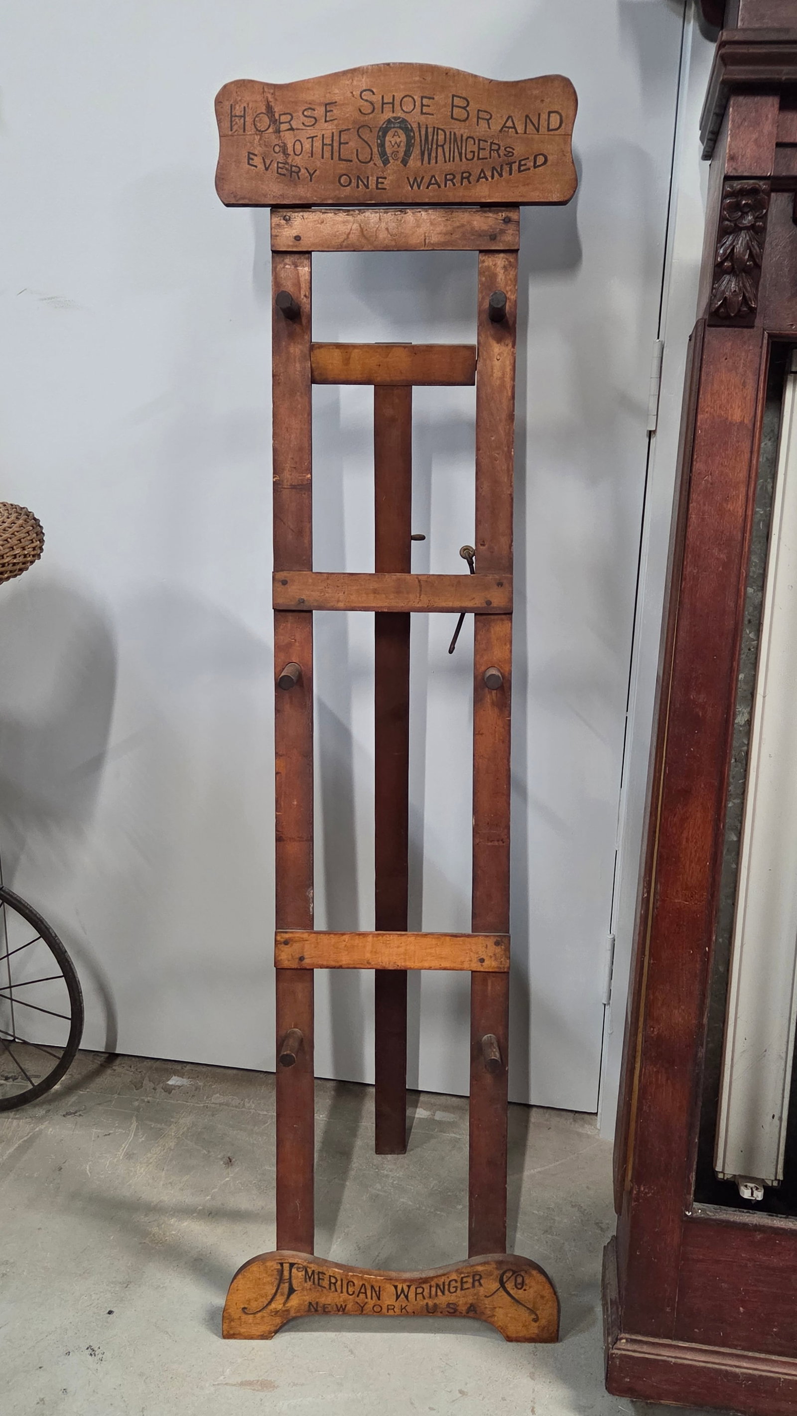 HORSE SHOE BRAND CLOTHES WRINGER DISPLAY RACK (1 of 6)