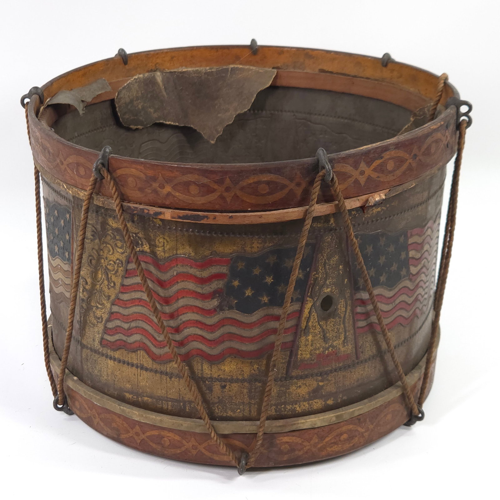 TIN LITHO AMERICAN FLAG TOY DRUM (1 of 6)