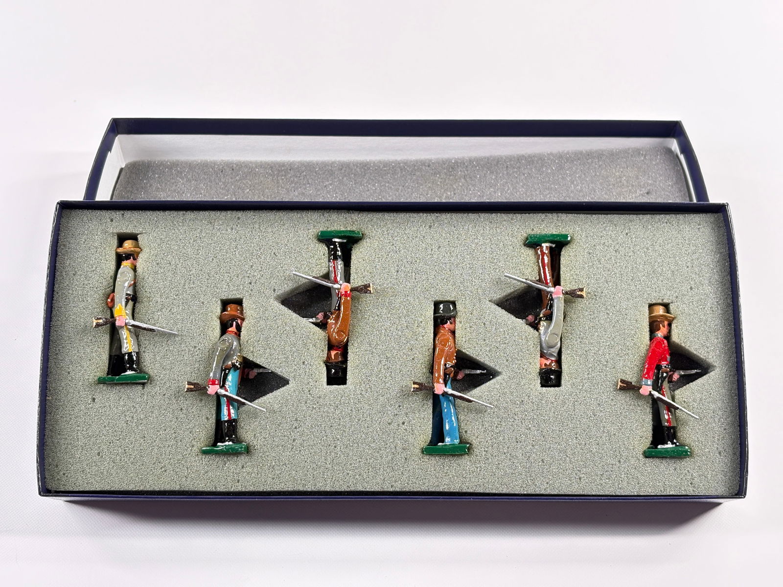 EDMUNDS 8TH TEXAS RANGERS W/ BOX (1 of 5)