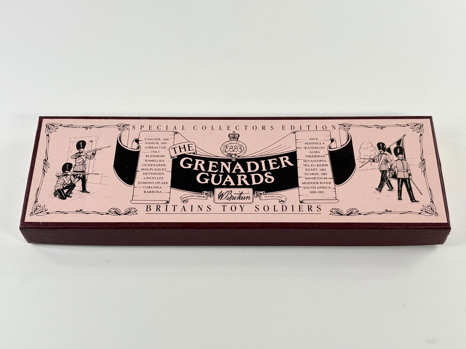 W. BRITAIN THE GRENADIER GUARDS SET (1 of 4)