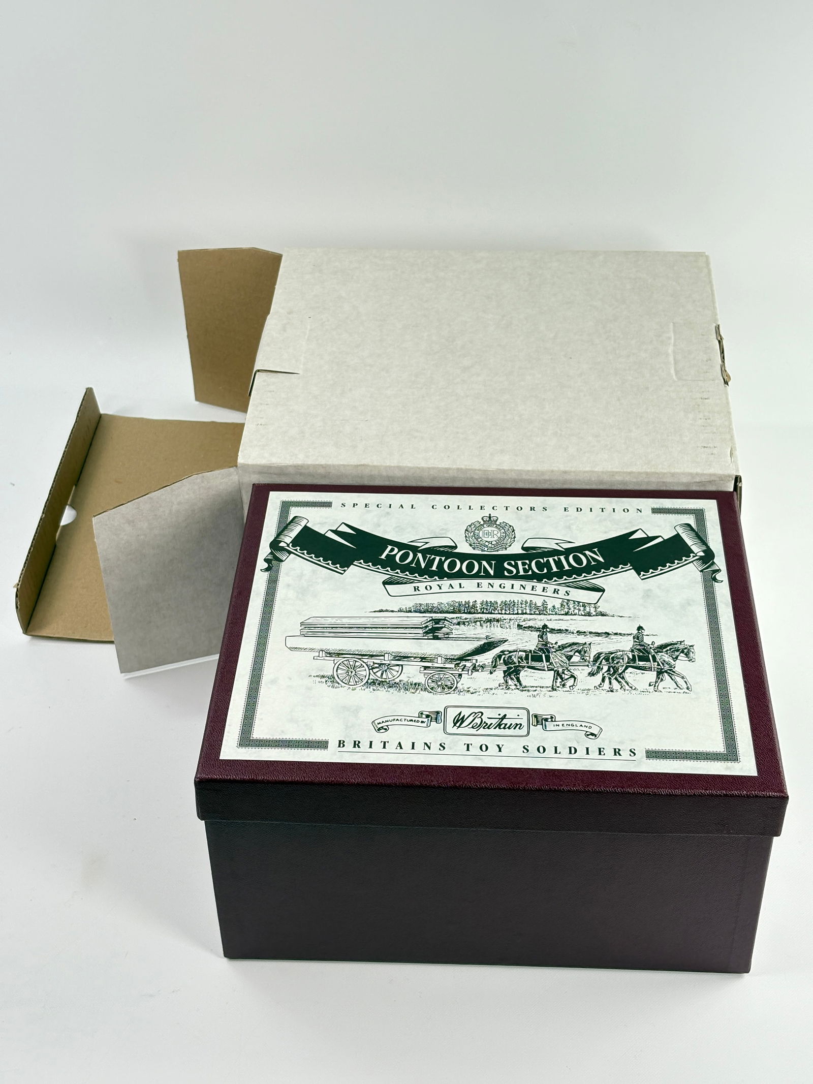 W. BRITAIN PONTOON SECTION ROYAL ENGINEERS (1 of 4)