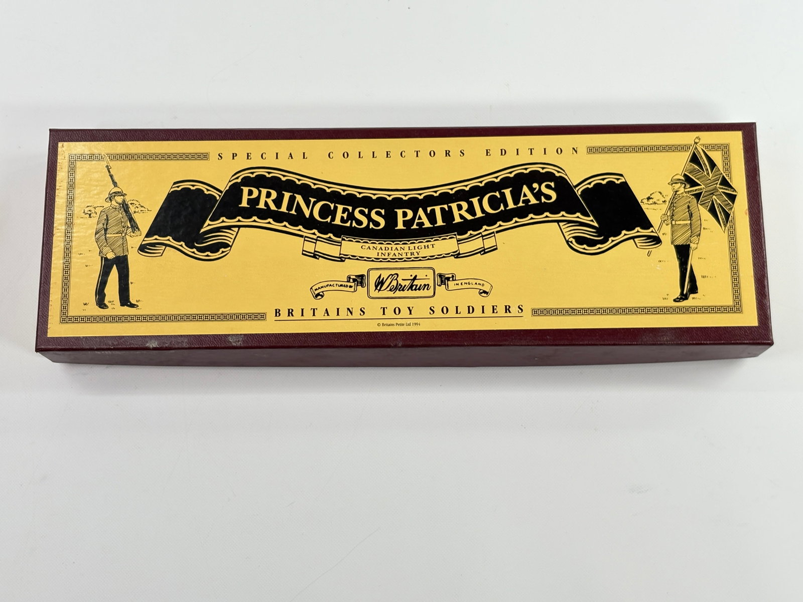 W. BRITAIN PRINCESS PATRICIA'S CANADIAN INFANTRY: REMAINS IN VERY GOOD CONDITION WITH BOX. BOX SHOWING ONLY SOME STORAGE WEAR.