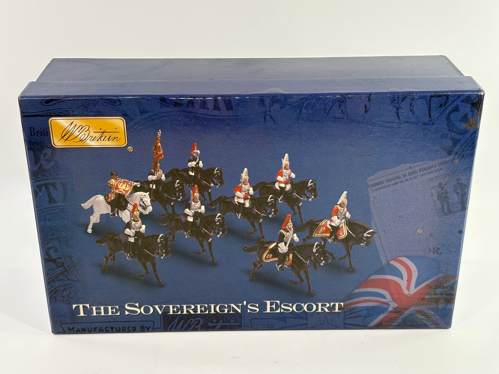 W. BRITAIN 00255 THE SOVEREIGN'S ESCORT: REMAINS IN VERY GOOD CONDITION WITH BOX. BOX SHOWING ONLY SOME STORAGE WEAR.