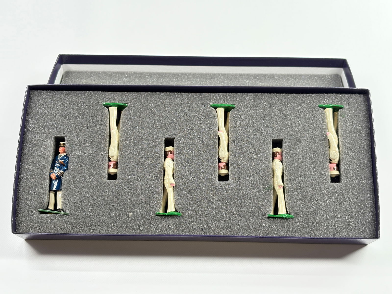 EDMUNDS US NAVY HAWAII, 1941 SUMMER WHITES (1 of 5)