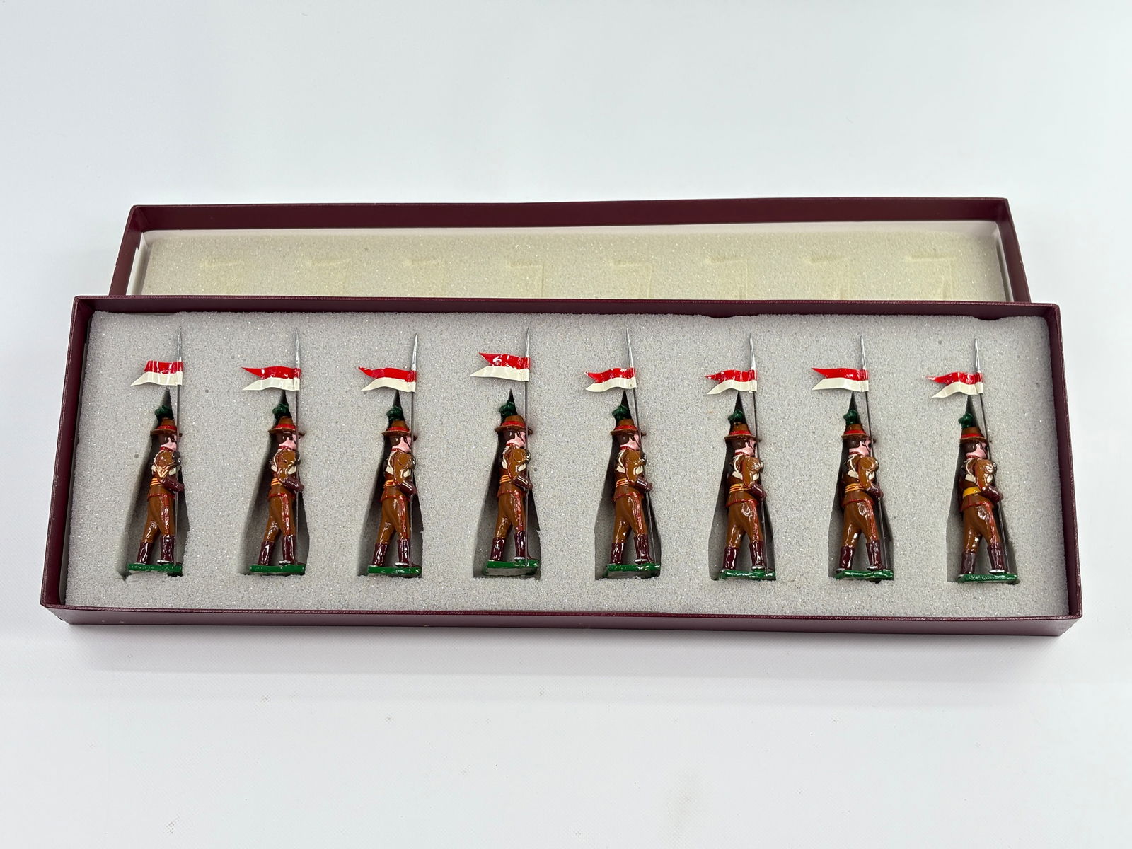 EDMUNDS DIAMOND JUBILEE QUEEN VICTORIA NEW SOUTH WALES (1 of 5)