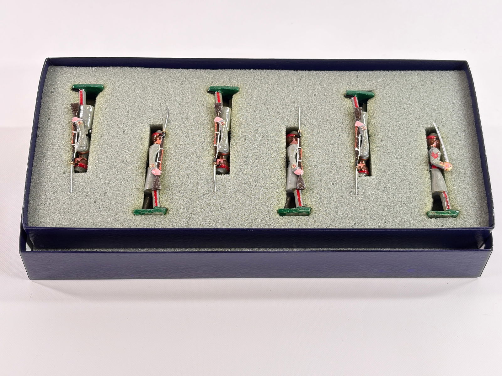 EDMUNDS 3RD BATTALION DISTRICT COLUMBIA NATIONAL RIFLES: REMAINS IN VERY GOOD CONDITION, SHOWING SOME WEAR FROM INSERT, NEED WIPED DOWN. BOX SHOWING SOME WEAR.