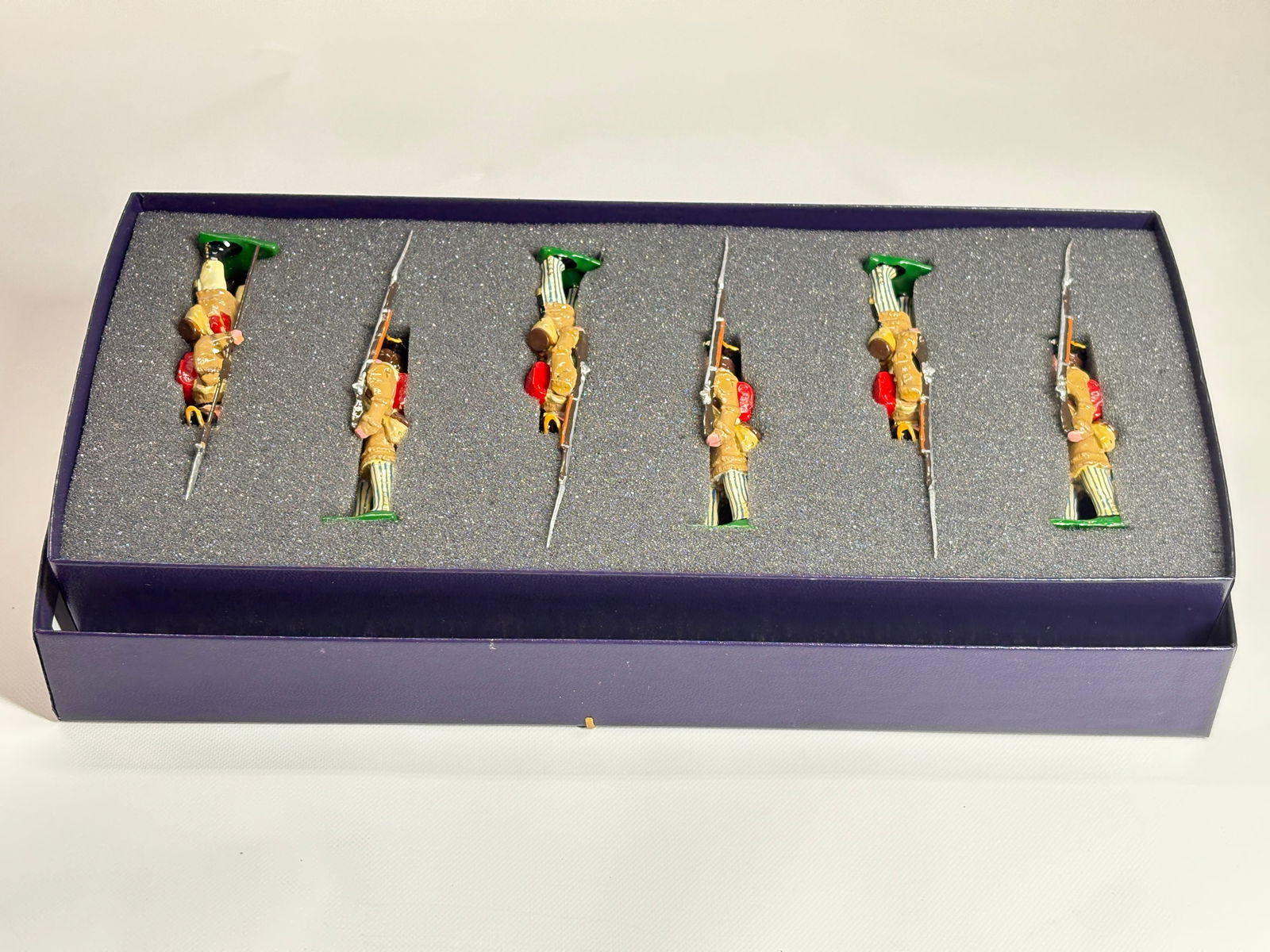 EDMUNDS COLONEL DAVID HALL'S DELAWARE REGT., 1780: REMAINS IN VERY GOOD CONDITION, SHOWING SOME WEAR FROM INSERT, NEED WIPED DOWN. BOX SHOWING SOME WEAR.