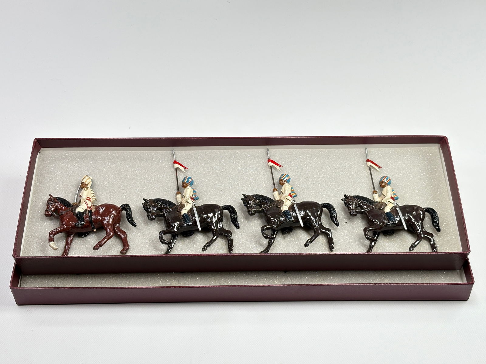 NOSTALGIA TOY SOLDIER JODHPUR SARDAR RISALA LANCERS: REMAINS IN VERY GOOD CLEAN CONDITION. BOX SHOWING SOME TYPICAL STORAGE WEAR.