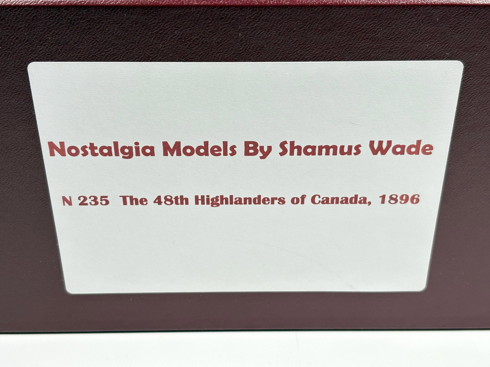 NOSTALGIA TOY SOLDIER 48TH HIGHLANDERS OF CANADA: REMAINS IN VERY GOOD CLEAN CONDITION. BOX SHOWING SOME TYPICAL STORAGE WEAR.