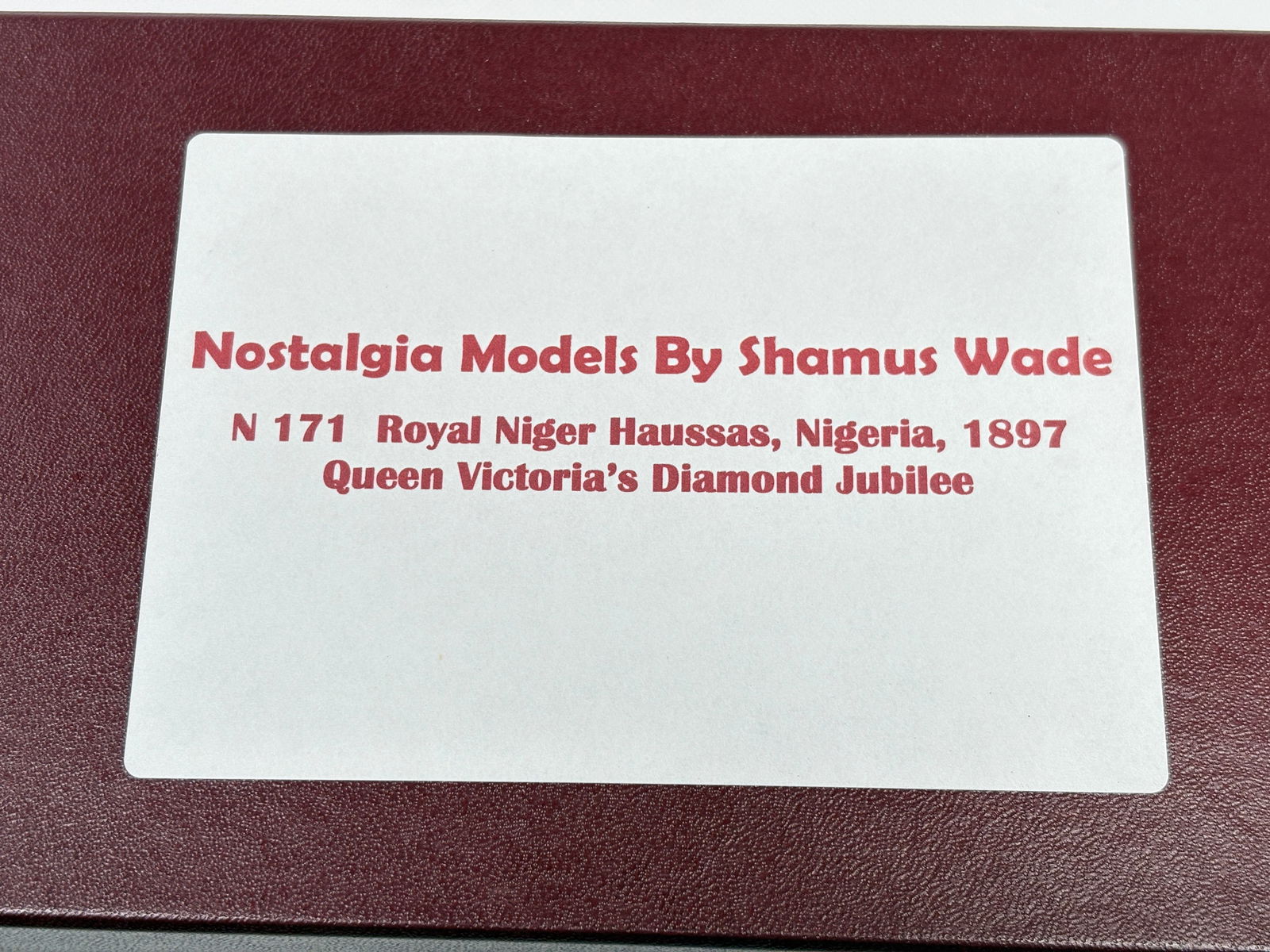 NOSTALGIA TOY SOLDIER QUEEN JUBILEE ROYAL HAUSSAS (1 of 5)