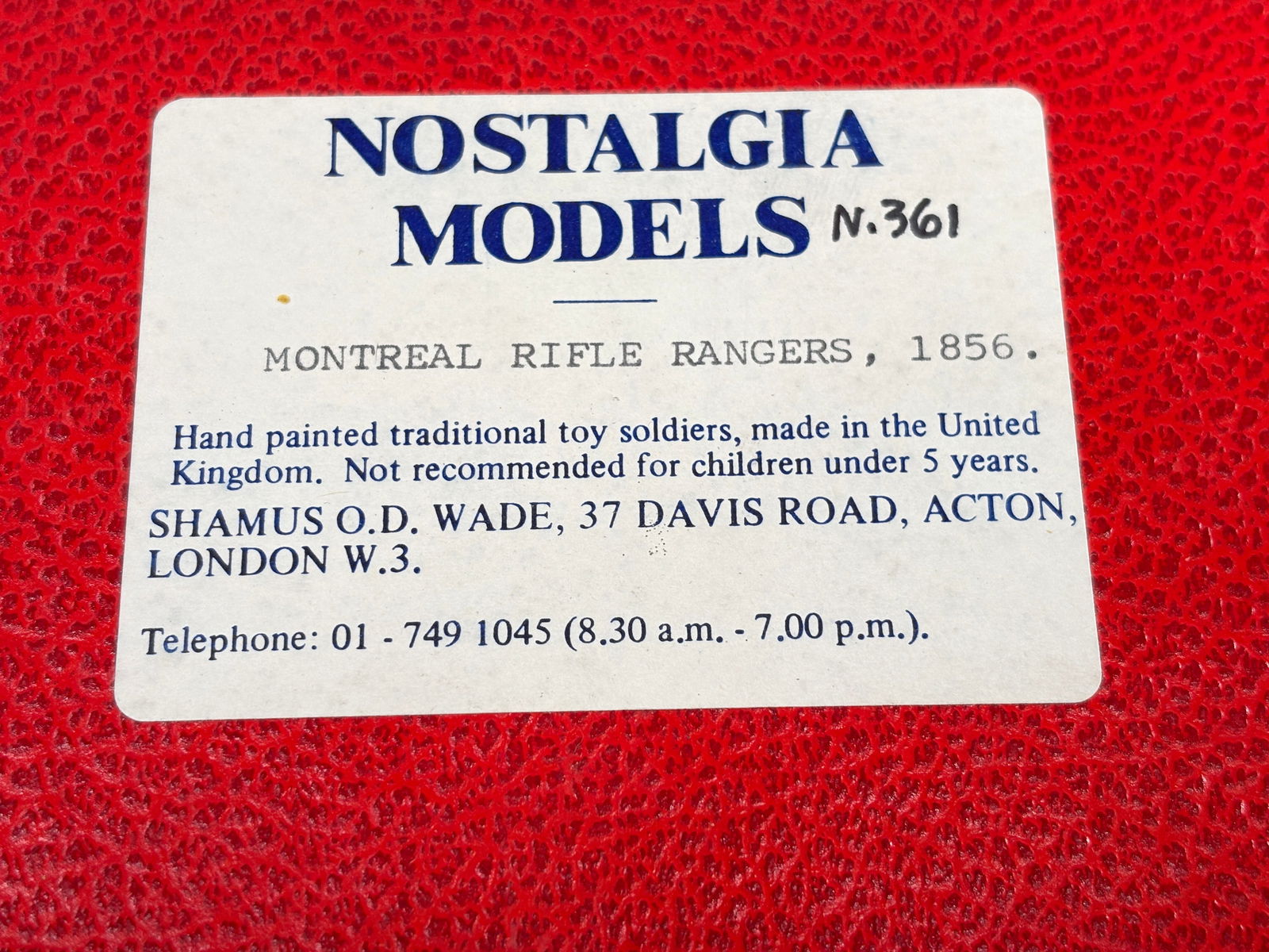 NOSTALGIA TOY SOLDIER MONTREAL RIFLE RANGERS: REMAINS IN VERY GOOD CLEAN CONDITION. BOX SHOWING SOME TYPICAL STORAGE WEAR.
