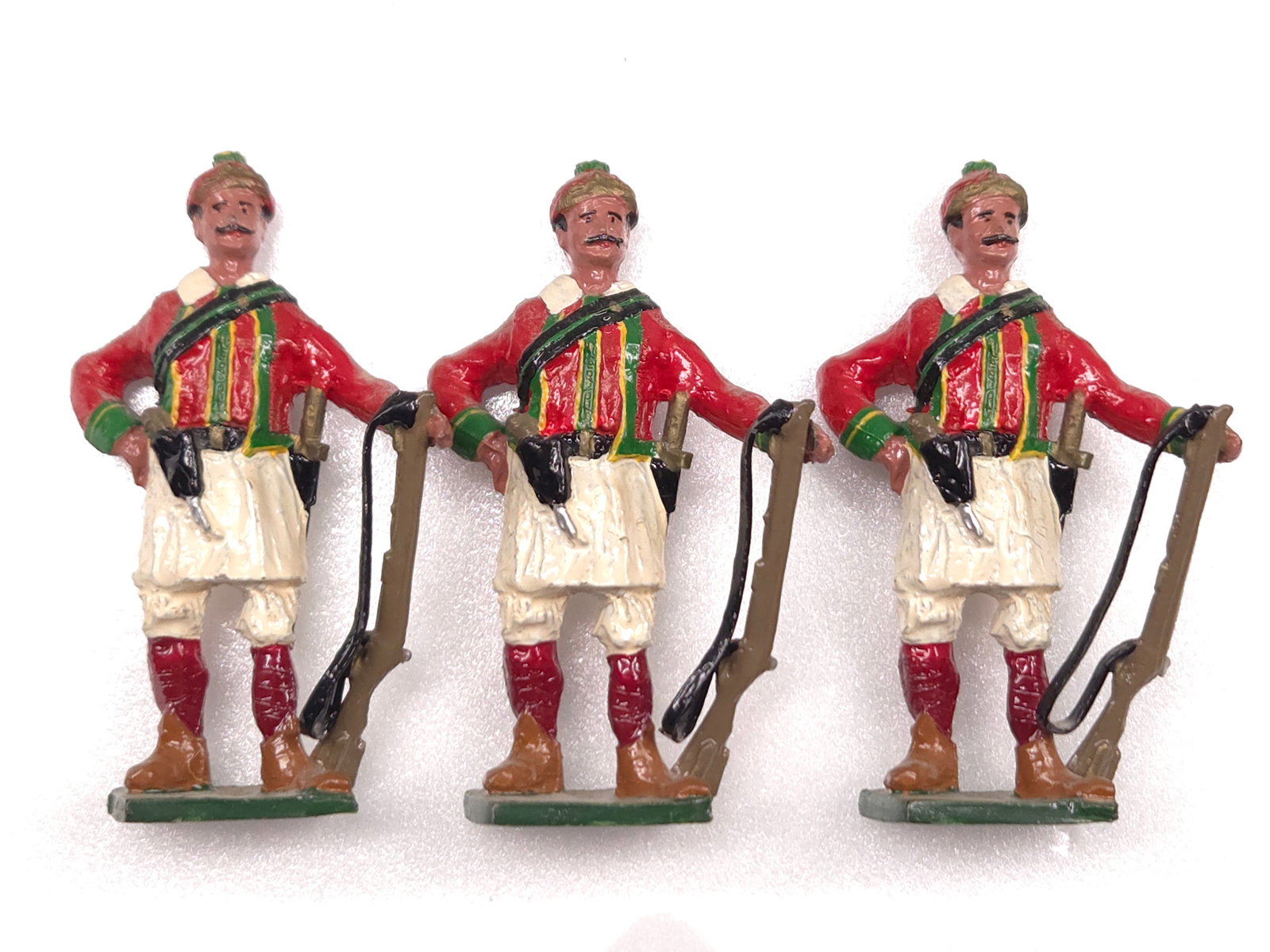 3) NOSTALGIA MODELS GREEK LIGHT INFANTRY (1 of 4)