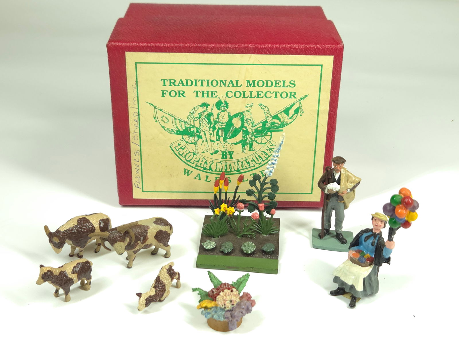 TROPHY MINIATURES LEAD SHEEP, BALLOON LADY, FLOWERS (1 of 5)