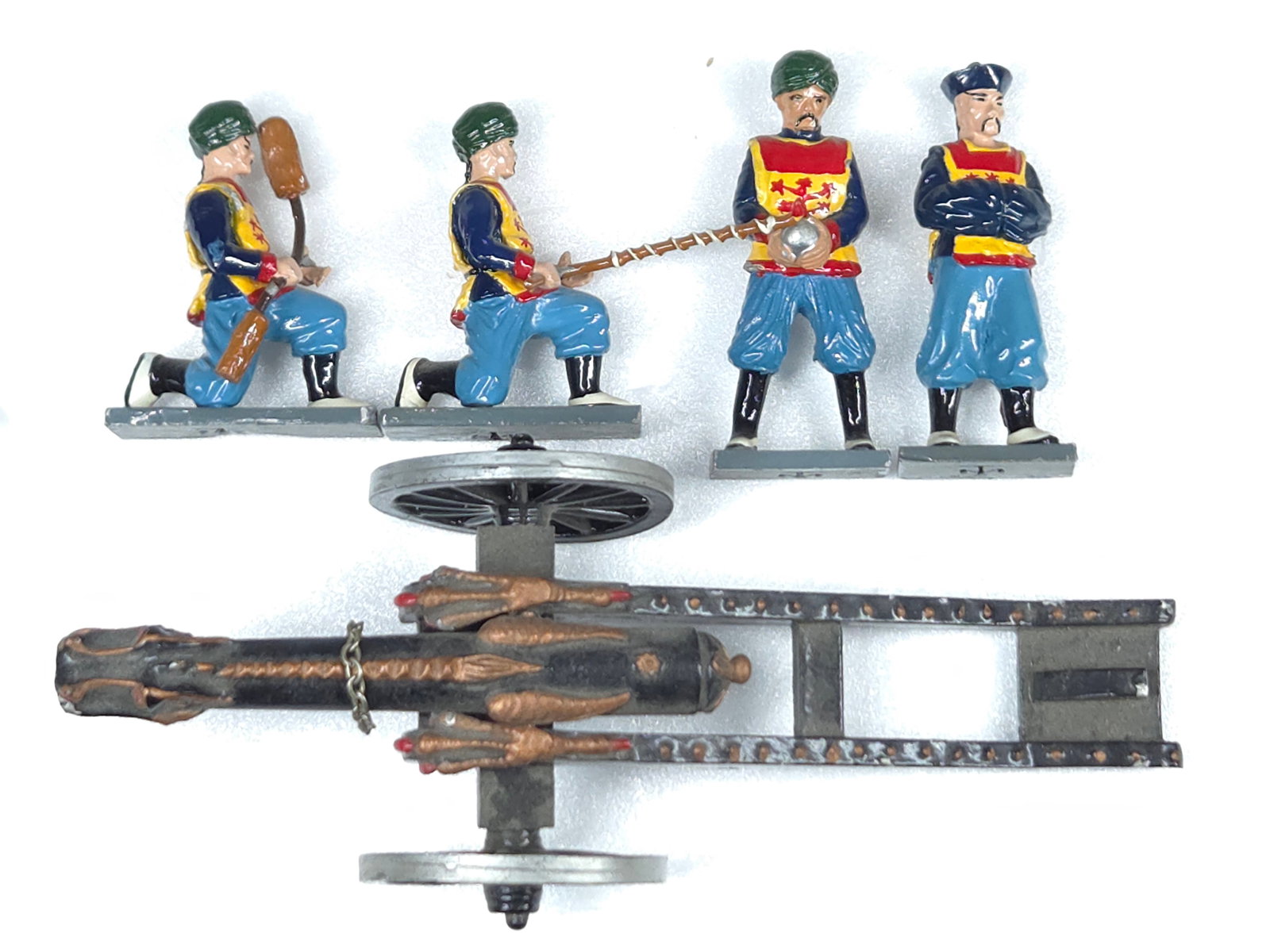 4) TROPHY MINIATURES SOLDIERS W/ DRAGON CANNON (1 of 5)