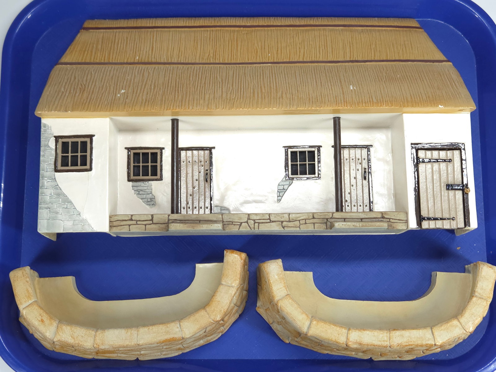 CUSTOM FIBERGLASS BUILDING & 2) RESIN WALLS: REMAINS IN VERY GOOD CONDITION, SHOWING ONLY SOME TYPICAL WEAR.