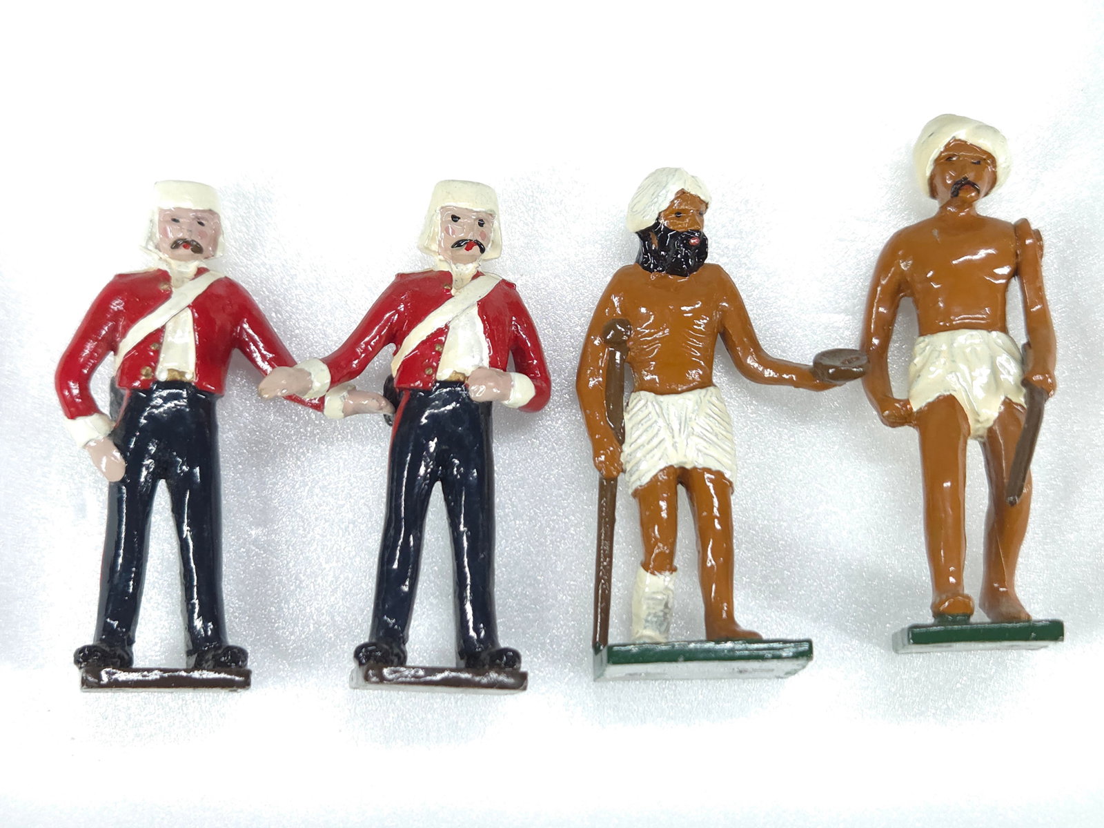 4) VARIOUS BRAND LEAD SOLDIERS (1 of 4)