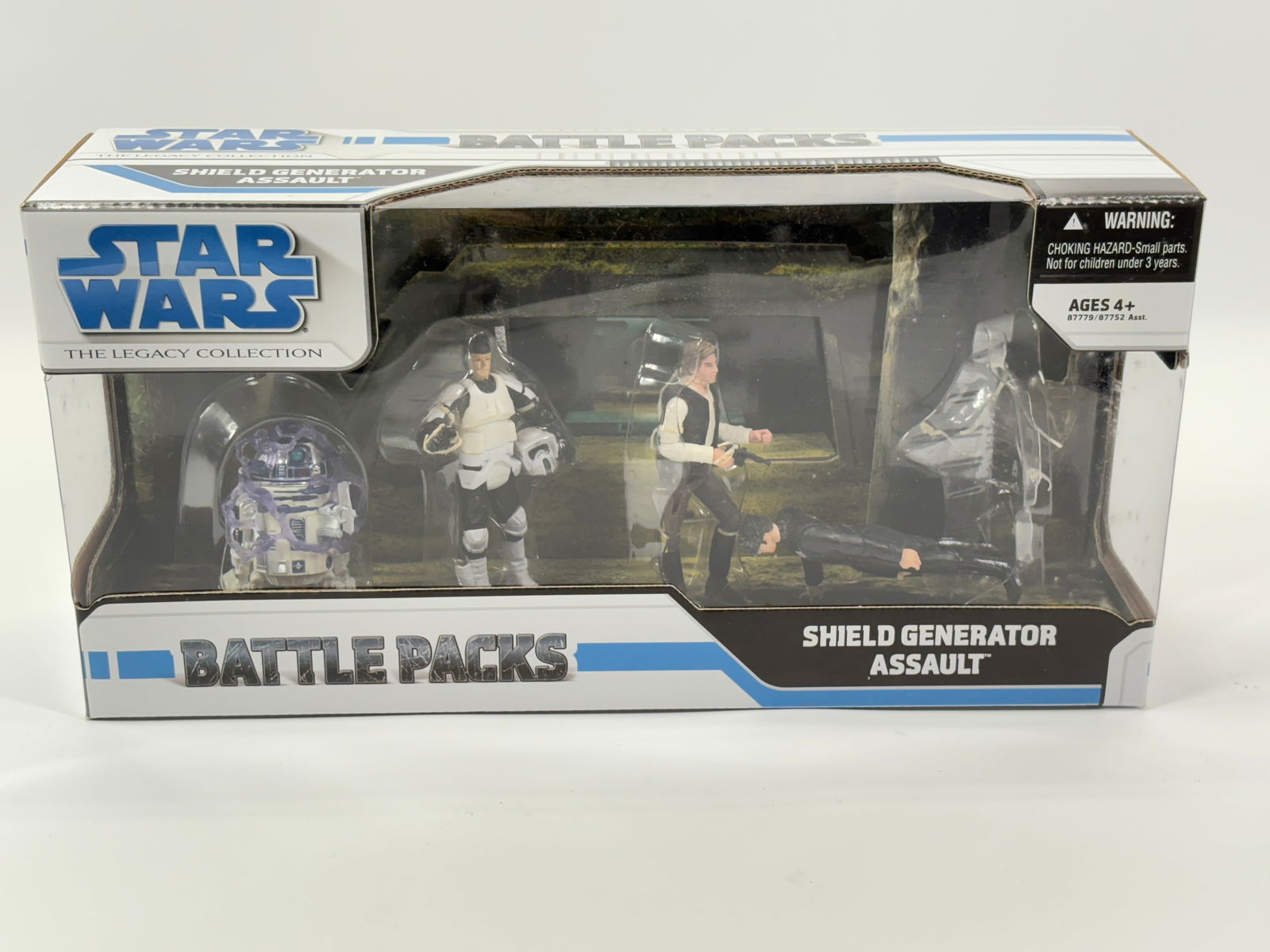 STAR WARS LEGACY BATTLE PACKS SHIELD GENERATOR ASSAULT (1 of 4)