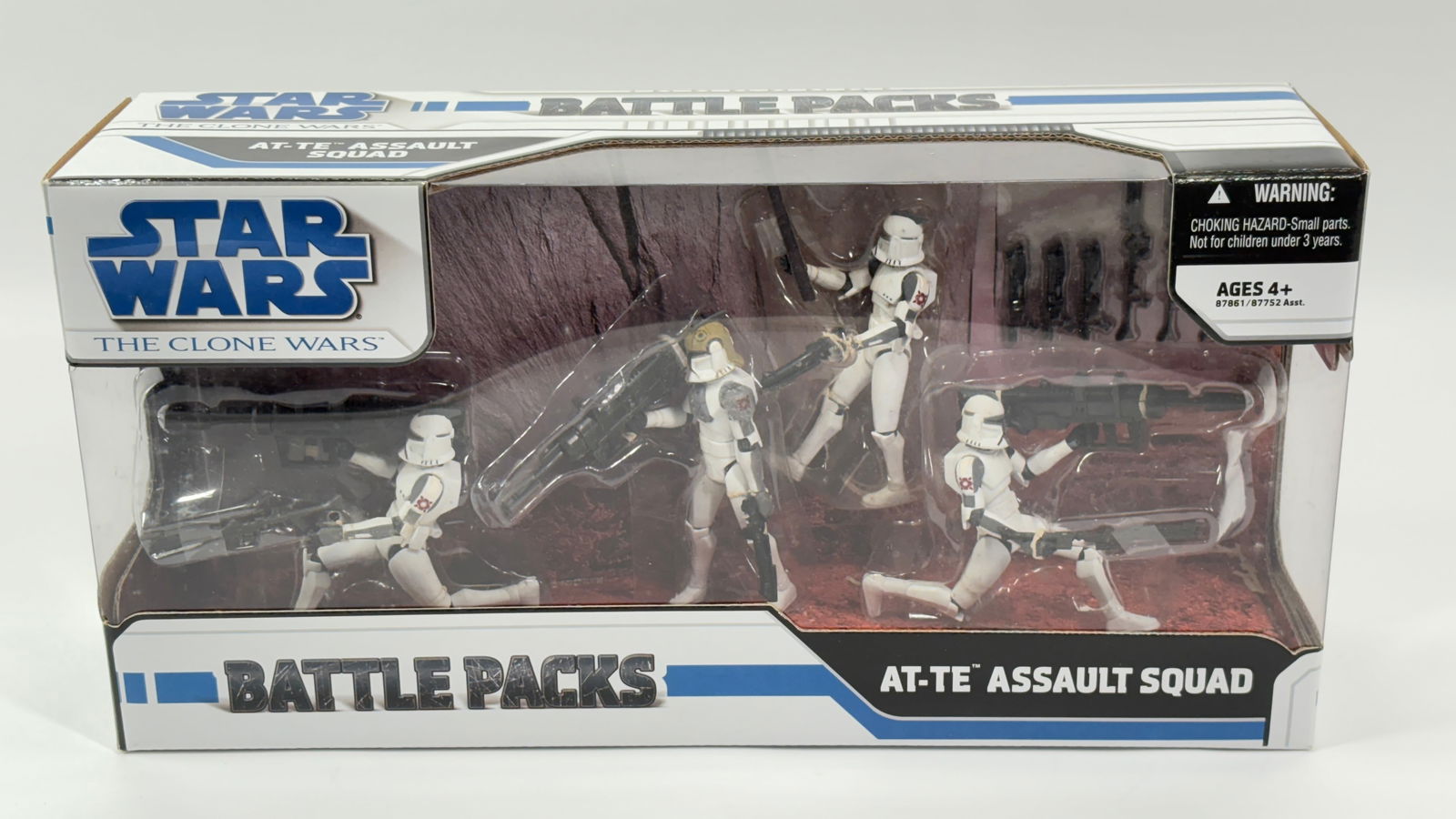 STAR WARS CLONE WARS BATTLE PACKS AT-TE ASSAULT SQUAD (1 of 4)
