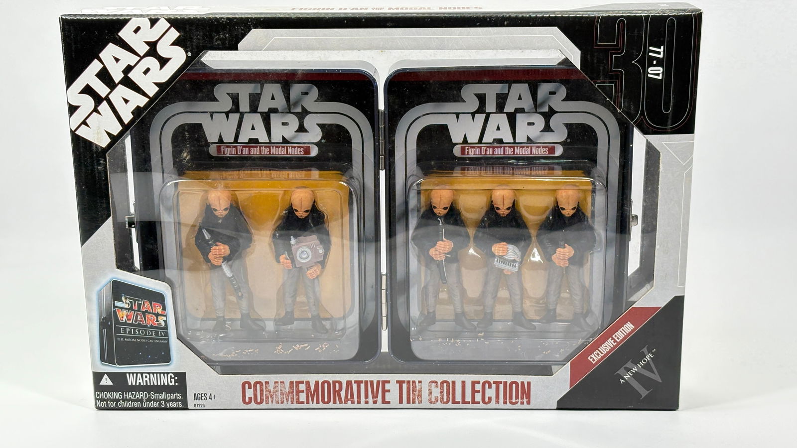 STAR WARS NEW HOPE IV COMMEMORATIVE TIN COLLECTION NISB (1 of 4)
