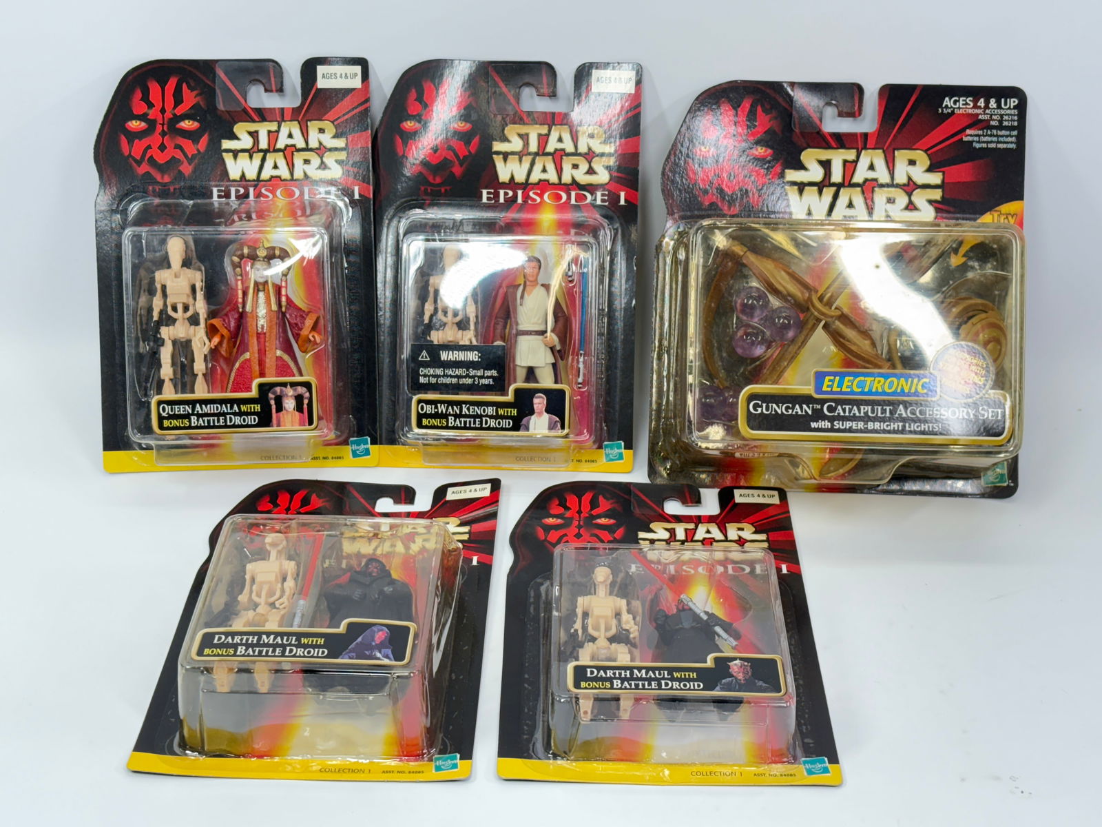 5) STAR WARS EPISODE I FIGURES NIP: ALL REMAIN NEW IN PACKAGE.