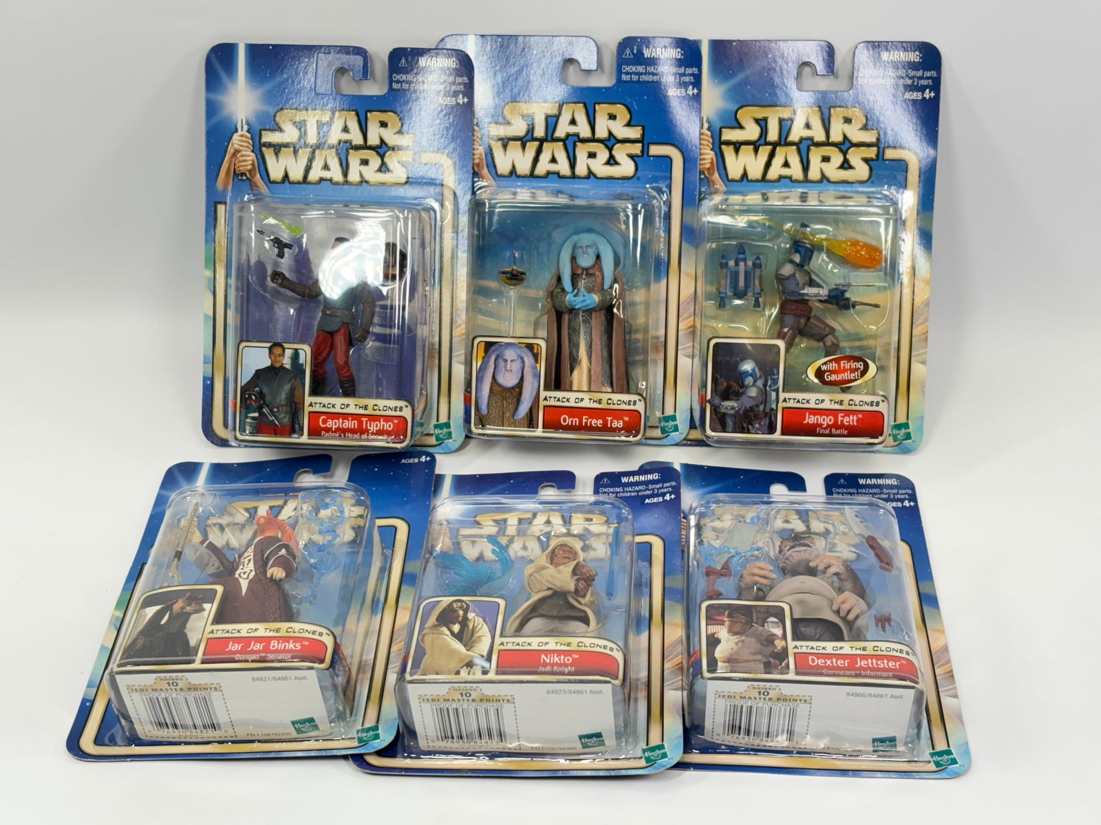 6) STAR WARS ATTACK OF THE CLONES FIGURES NIP: ALL REMAIN NEW IN PACKAGE.