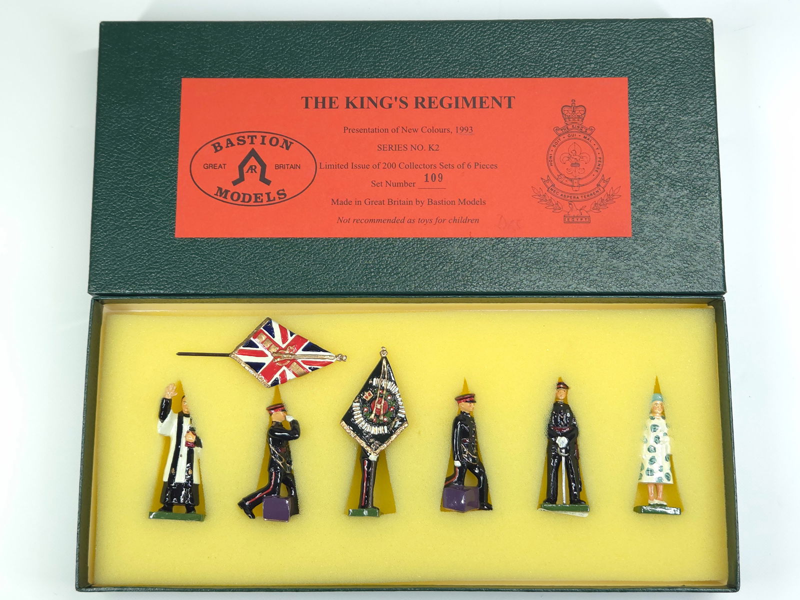 BASTION MODELS K2 THE KING'S REGT. PRESENTATION NEW COLOURS: REMAINS IN VERY GOOD CONDITION WITH BOX.