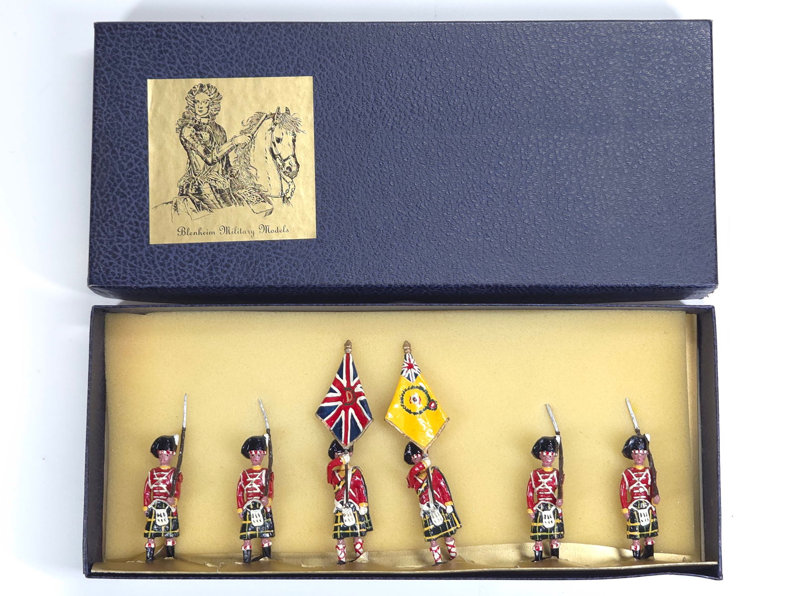 BLENHEIM MODELS SCOTTISH COLOUR PARTY (1 of 4)
