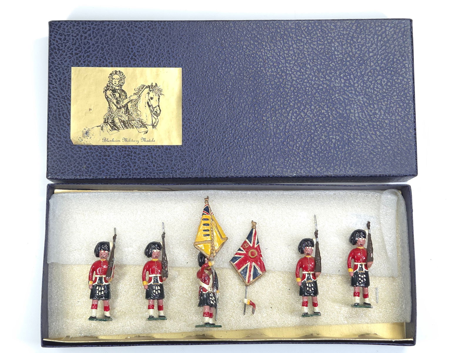 BLENHEIM MILITARY MODELS SOLDIER SET (1 of 3)