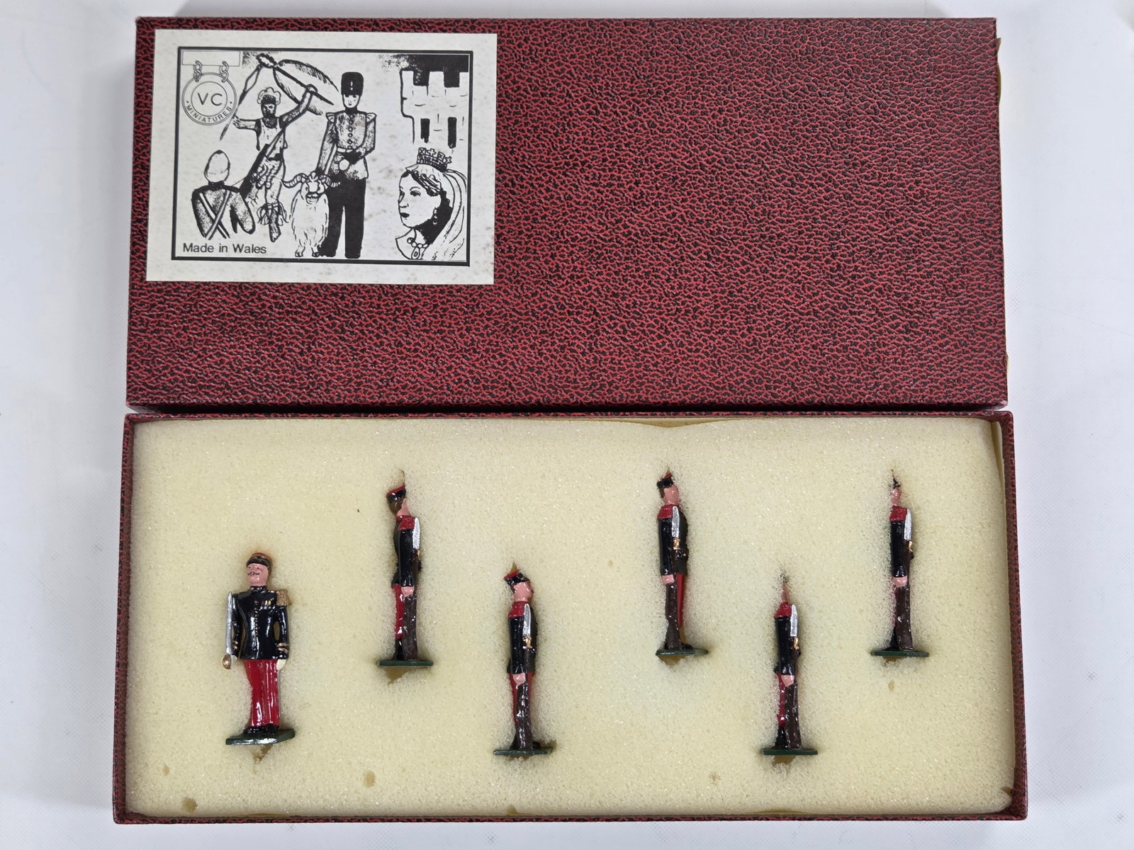 VC MINIATURES FRENCH FOREIGN LEGION SET: REMAINS IN VERY GOOD CONDITION WITH BOX.