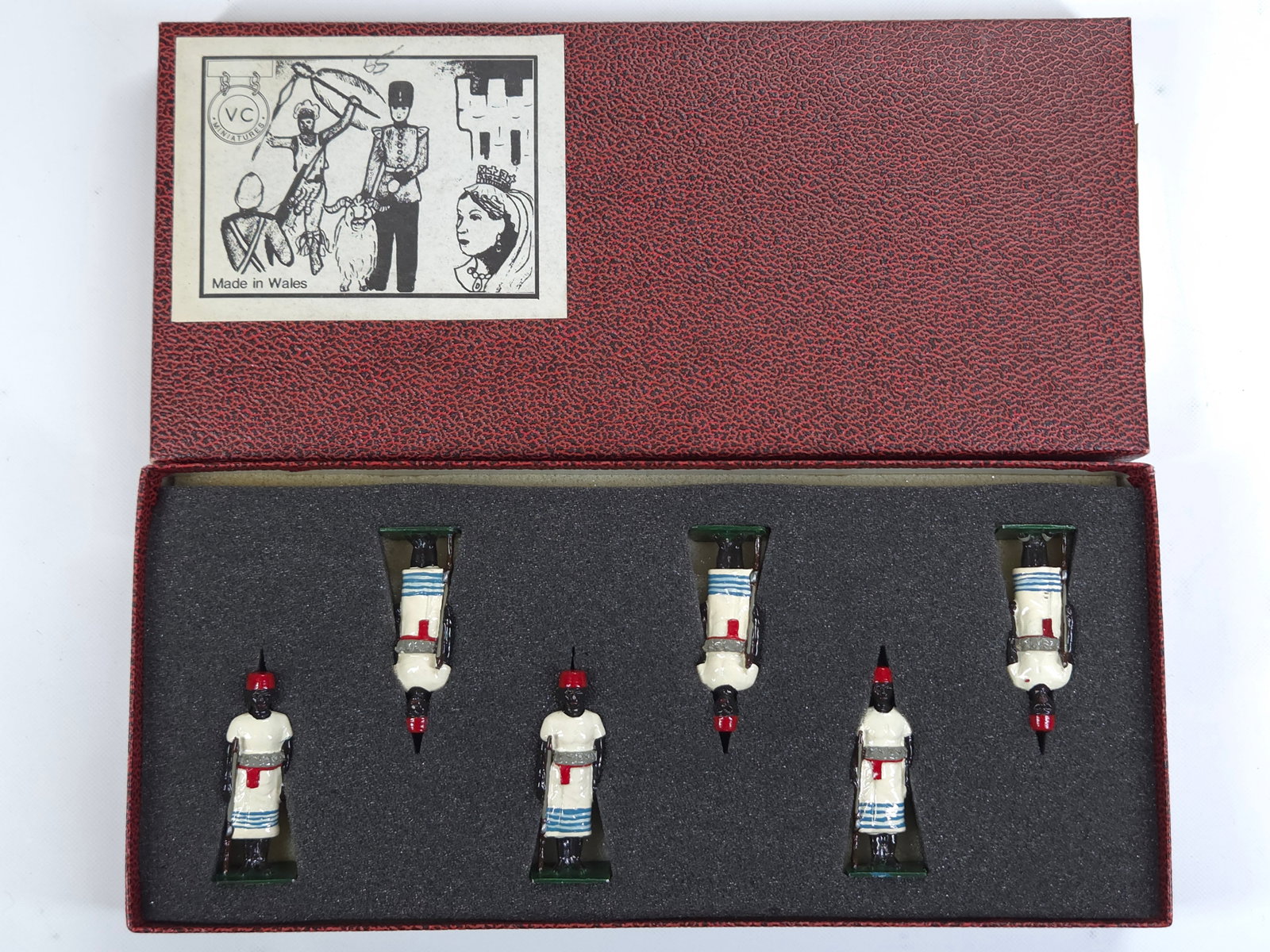 VC MINIATURES SAMOA FITA FITA GUARDS: REMAINS IN VERY GOOD CONDITION WITH BOX.