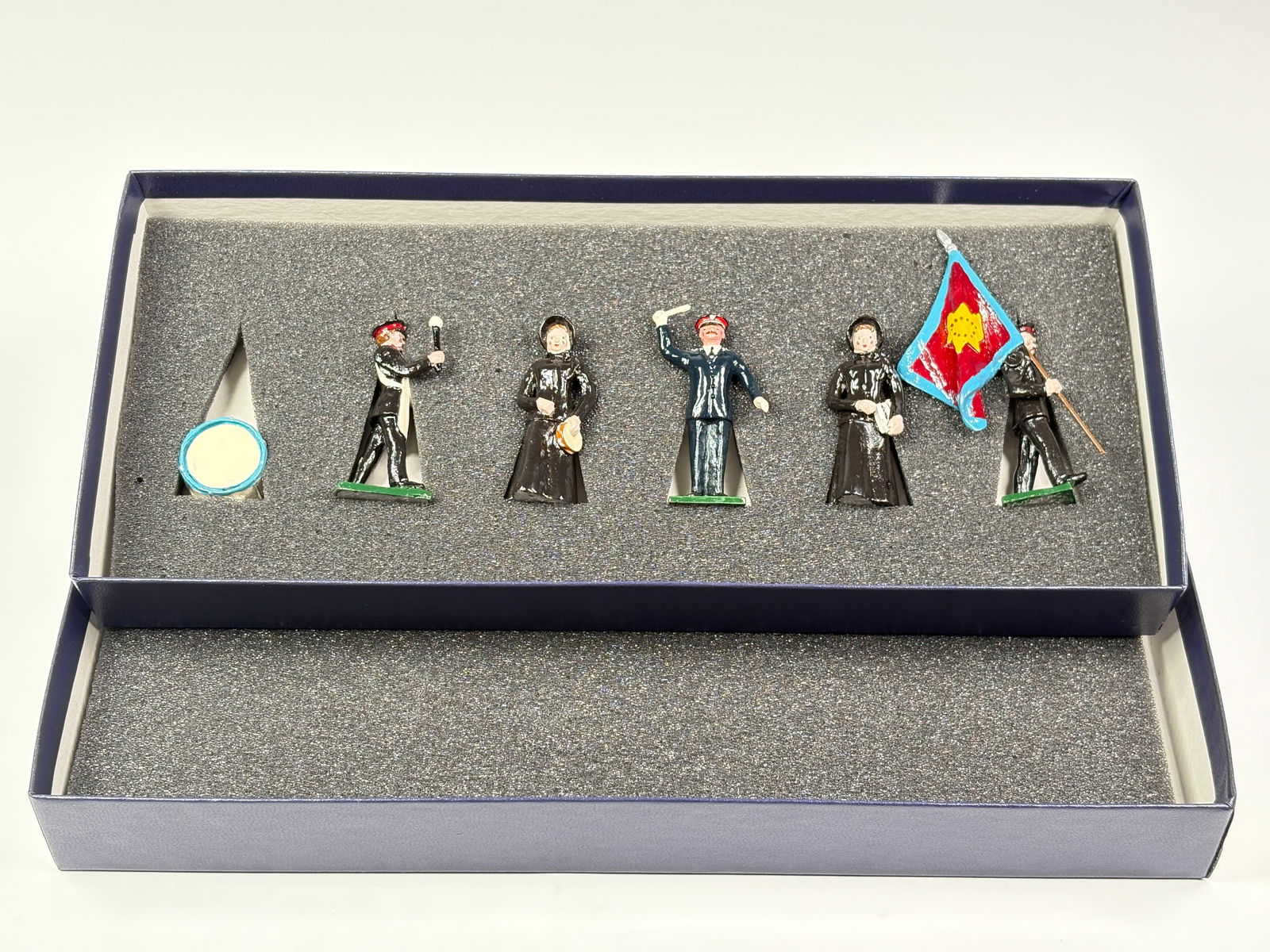 MARLBOROUGH TOWN BAND SET W/ FLAG & DRUMMER: REMAINS IN VERY GOOD CONDITION WITH BOX.