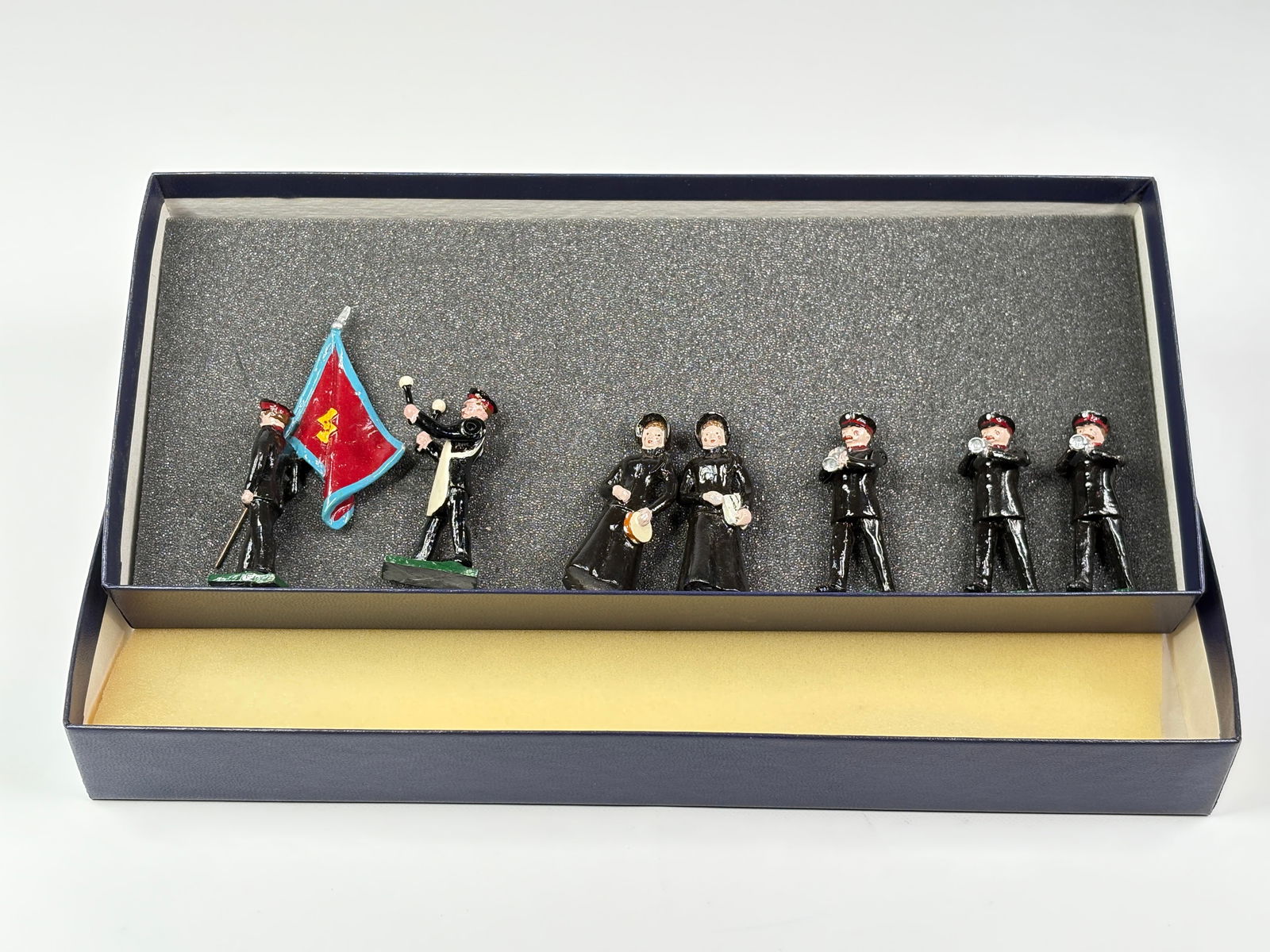 MARLBOROUGH 7-PIECE BUGLE SET W/ FLAG: REMAINS IN VERY GOOD CONDITION WITH BOX.