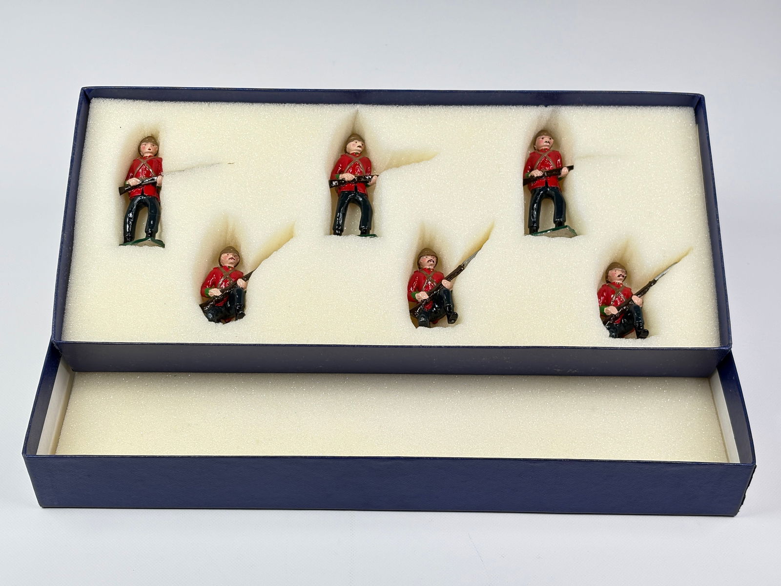 MARLBOROUGH MF32 24TH FOOT REGIMENT (1 of 5)