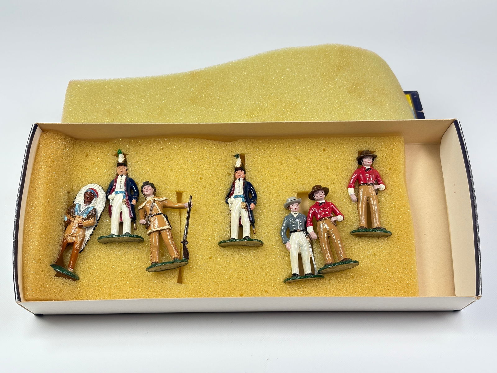 MARLBOROUGH WESTERN  FRONTIER SET (1 of 4)