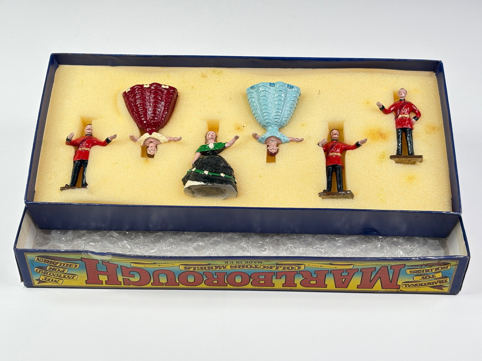 MARLBOROUGH MF 18A VICTORIAN MILITARY BALL: REMAINS IN VERY GOOD CONDITION WITH BOX.