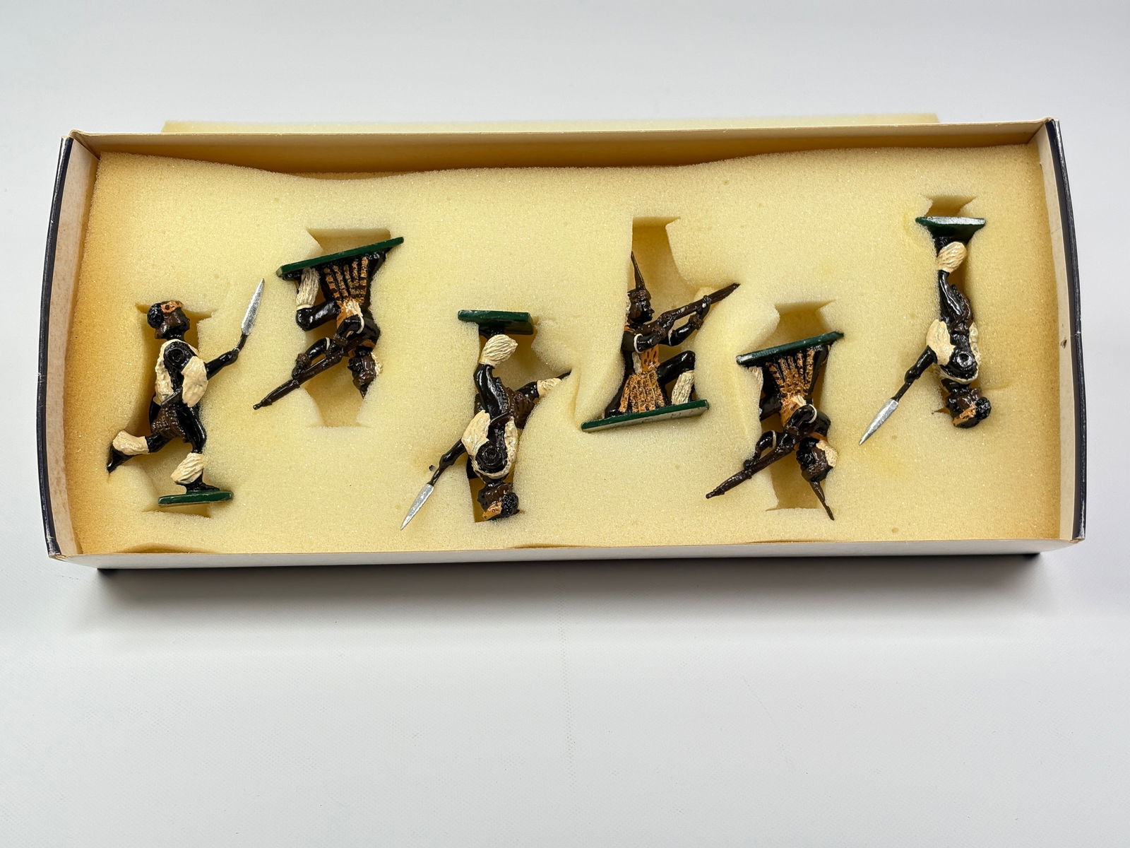 MARLBOROUGH MF 38 ZULUS (2) (1 of 5)