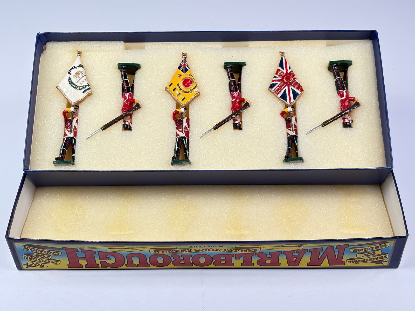 MARLBOROUGH MF 22 HIGHLAND LIGHT INFANTRY COLOURS (1 of 5)