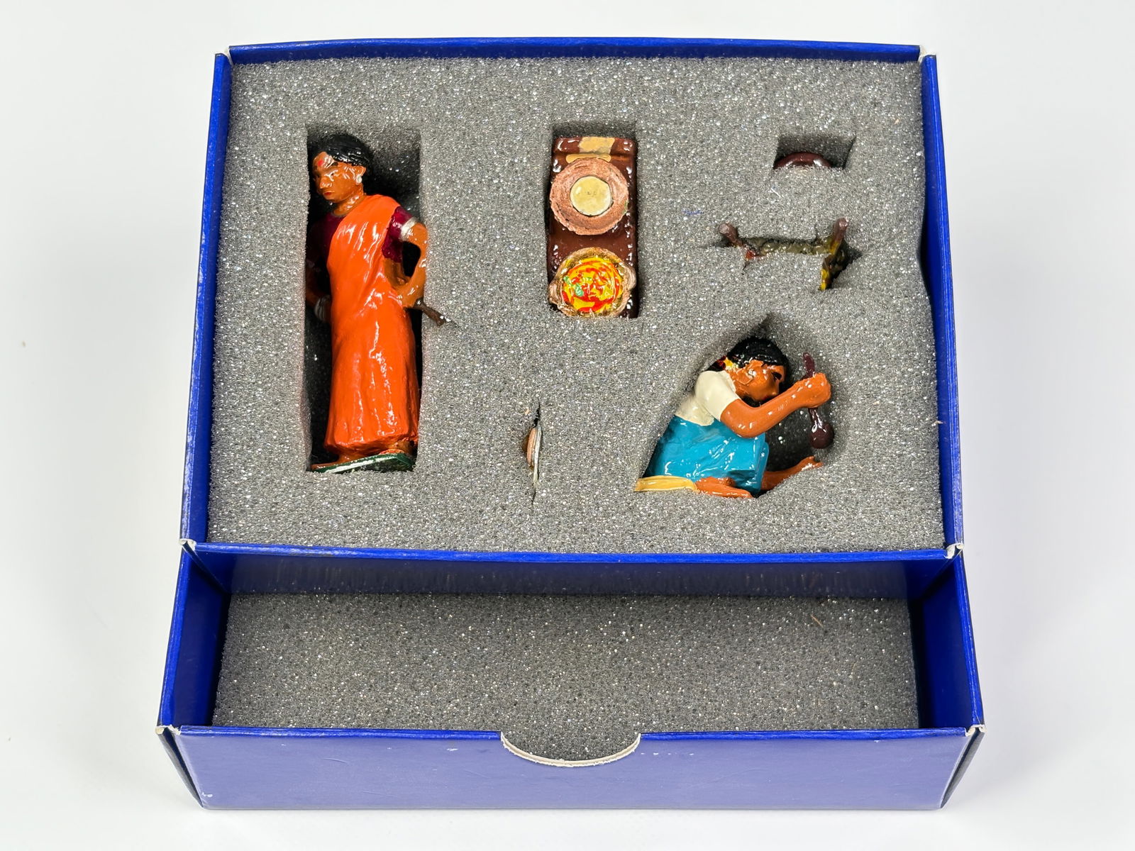 MARLBOROUGH D146 INDIAN BAZAAR STREET KITCHEN (1 of 4)