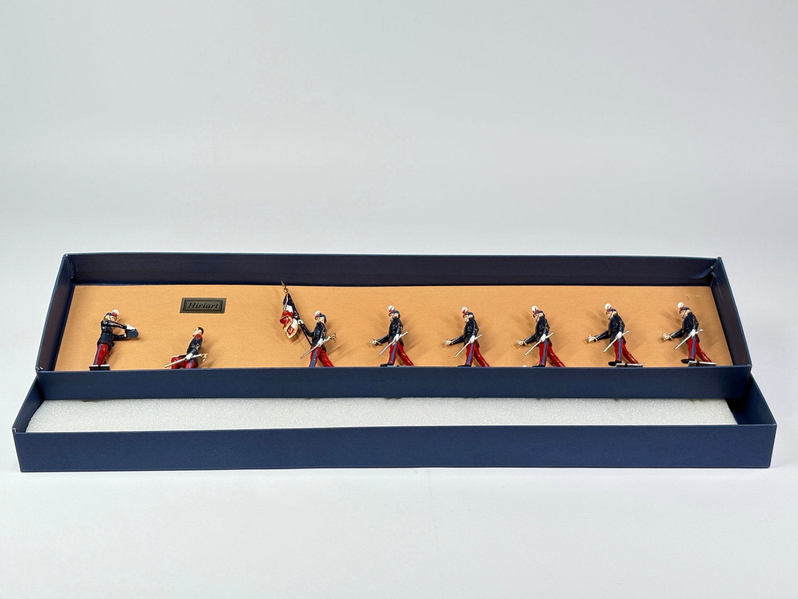 HIRIART MODELS 1163 SAINT CYR: REMAINS IN VERY GOOD CONDITION WITH BOX.